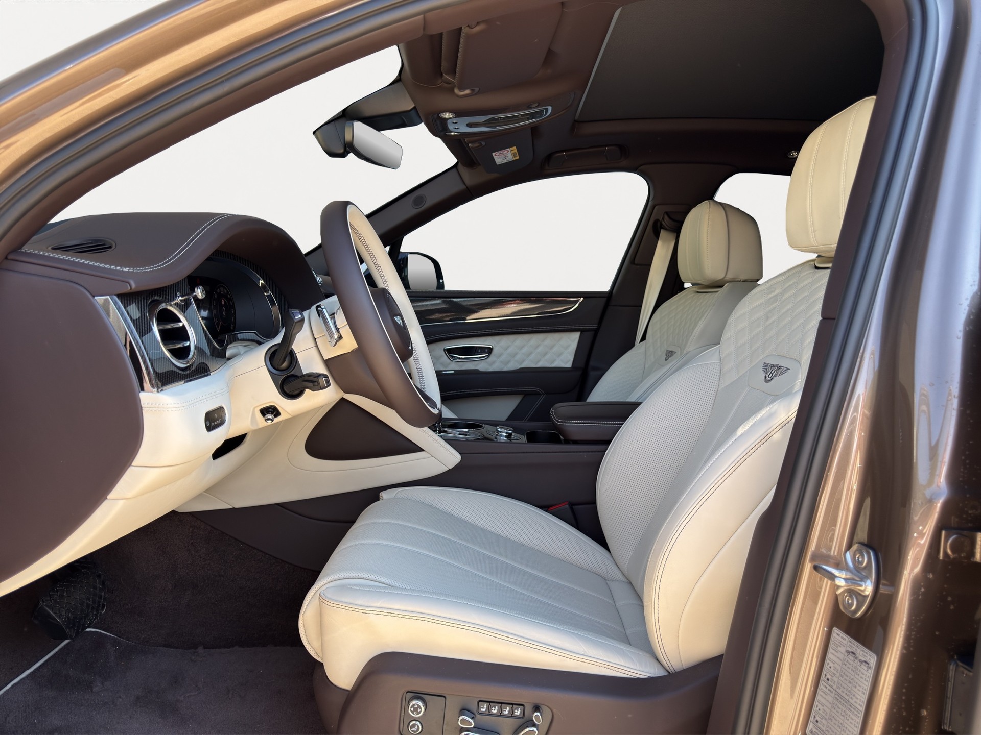 BENTLEY Bentayga V6 Hybrid-image-8