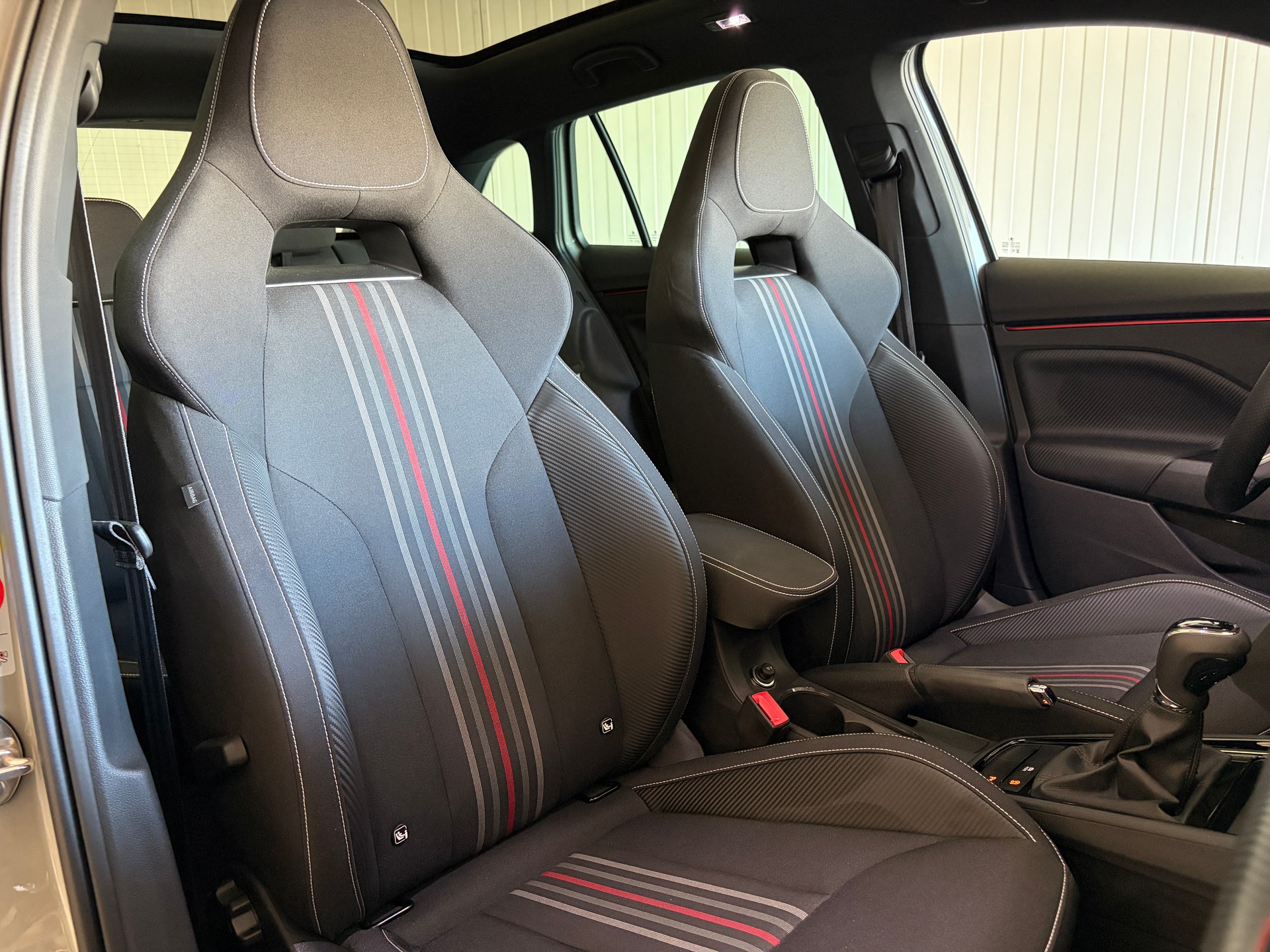 SKODA Scala 1.5 TSI DSG *Monte Carlo* PANORAMA MATRIX KAMERA 18"-image-6