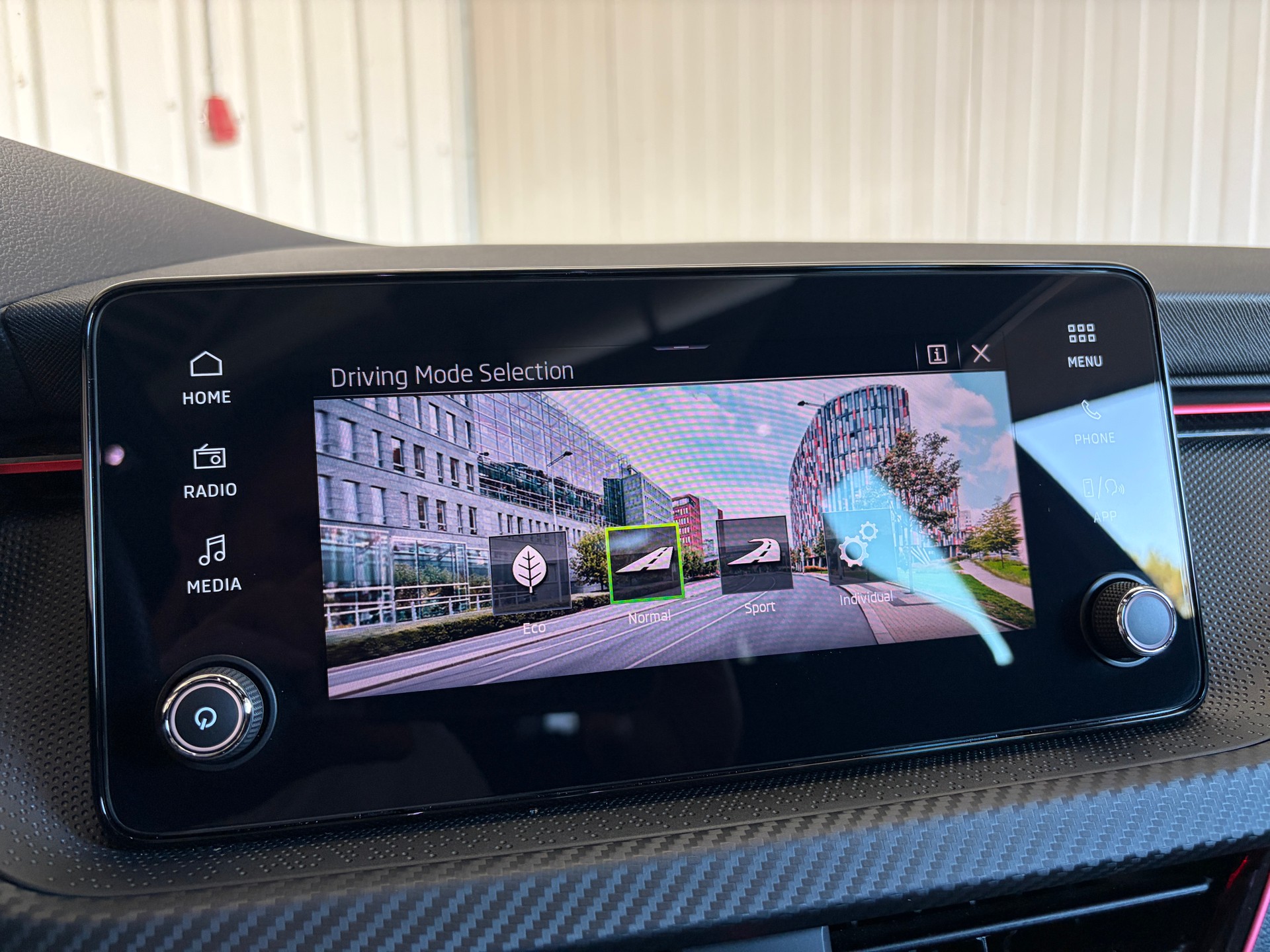 SKODA Scala 1.5 TSI DSG *Monte Carlo* PANORAMA MATRIX KAMERA 18"-image-19