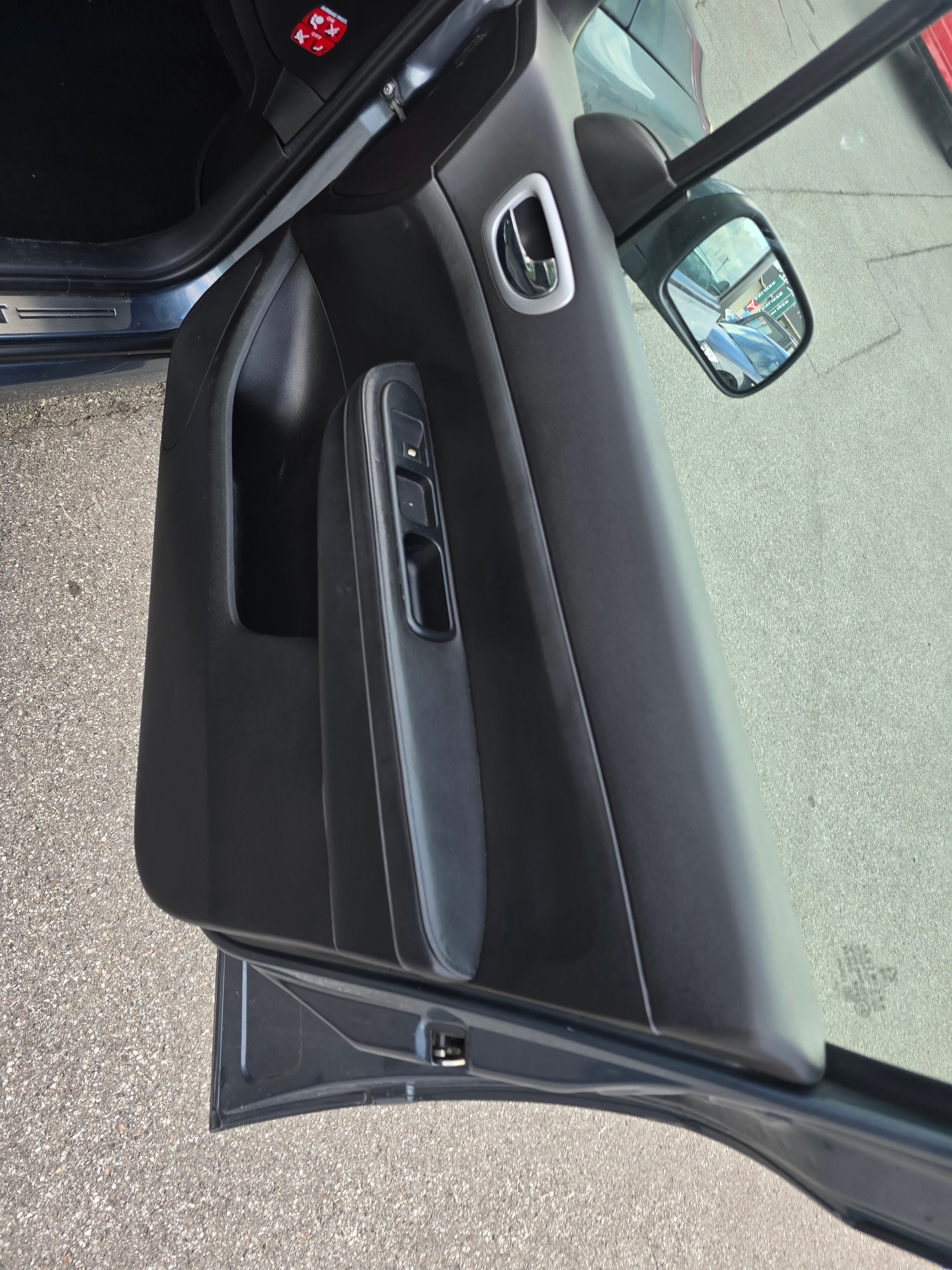 PEUGEOT 307 SW 2.0 HDI Platinum Edition-image-13