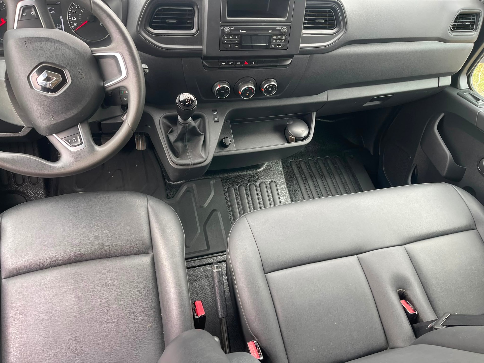 RENAULT Master T35 Blue dCi145 L3H1-image-7