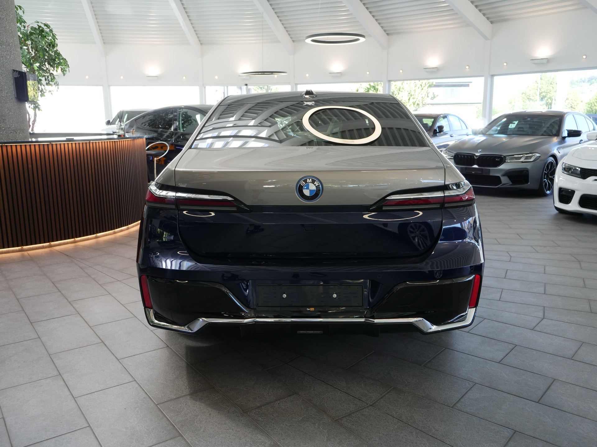 BMW i7 xDrive 60 M Sport-image-6