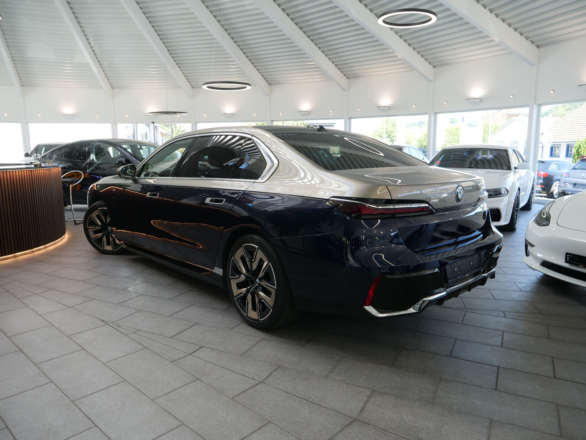 BMW i7 xDrive 60 M Sport-image-4