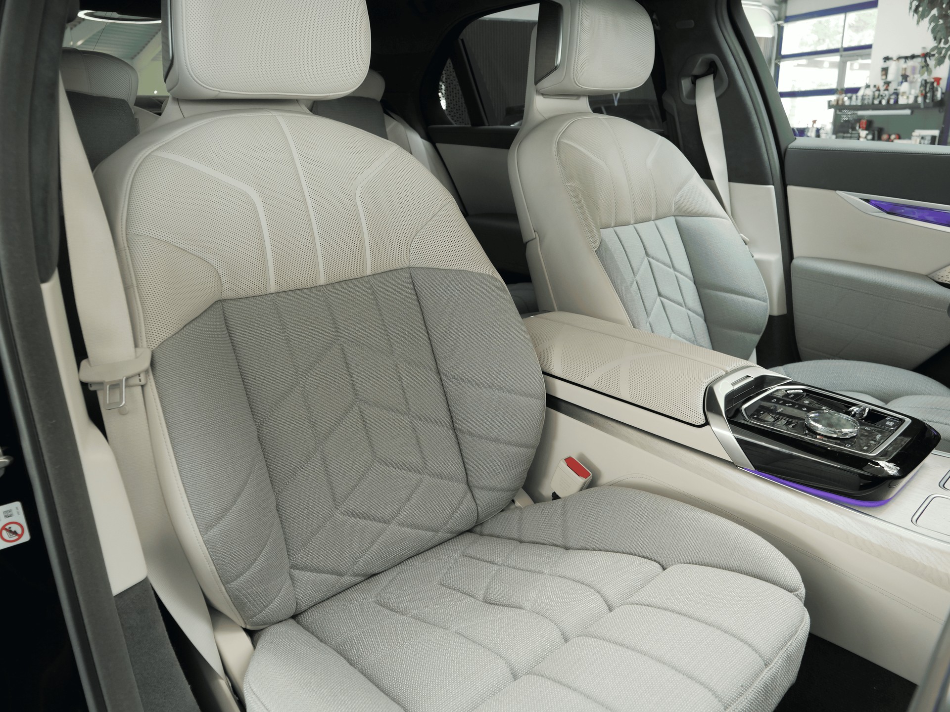 BMW i7 xDrive 60 M Sport-image-10