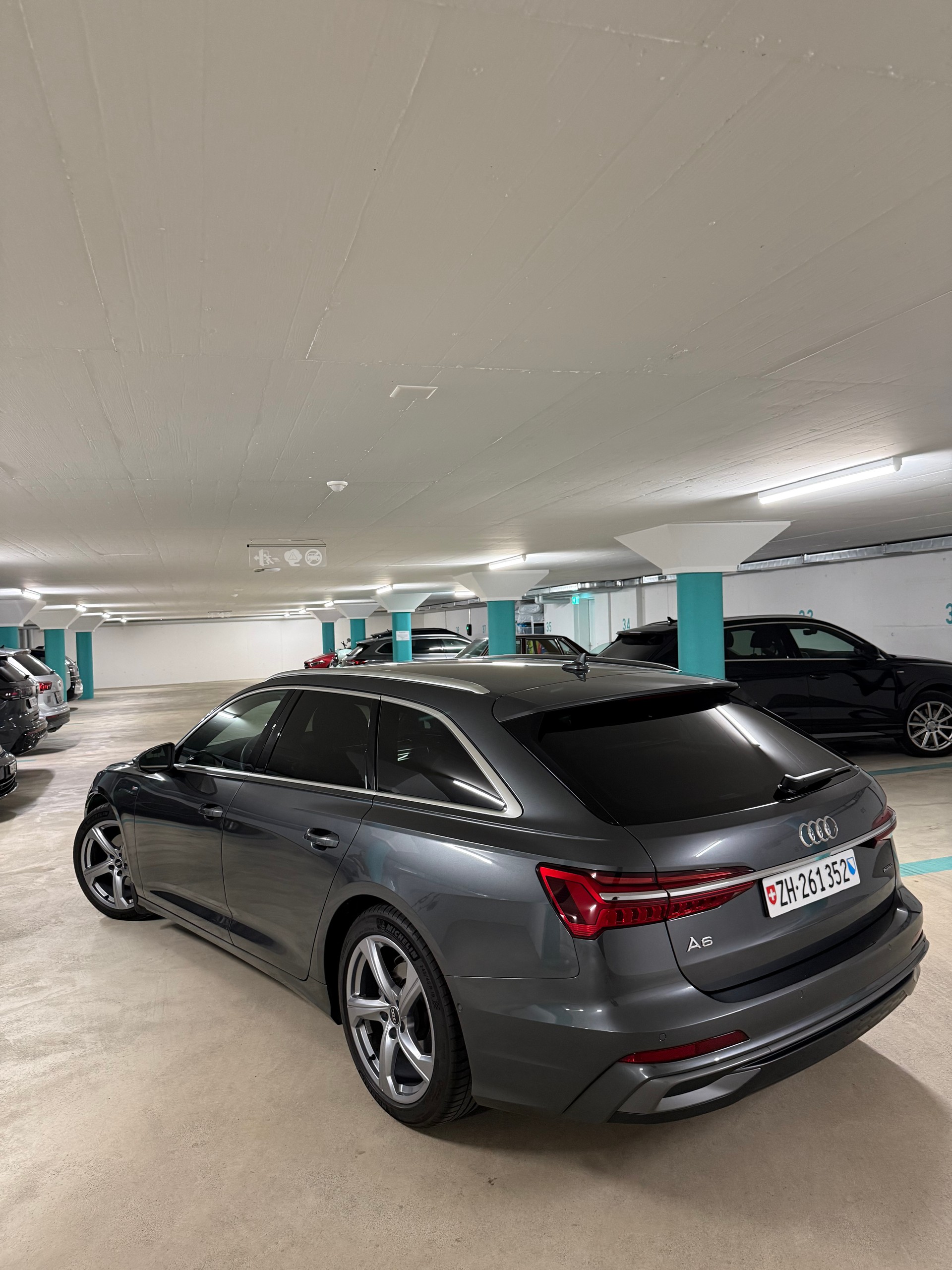 AUDI 2.0 40 TDI S Line quattro S-Tronic-image-2