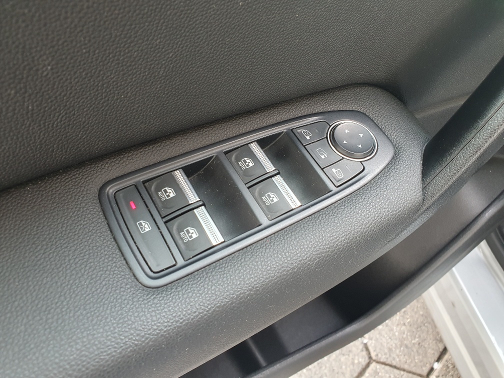 RENAULT Captur 1.3 TCe Edition1 EDC Automat-image-6