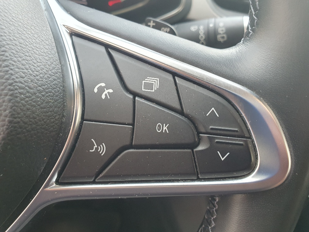 RENAULT Captur 1.3 TCe Edition1 EDC Automat-image-9