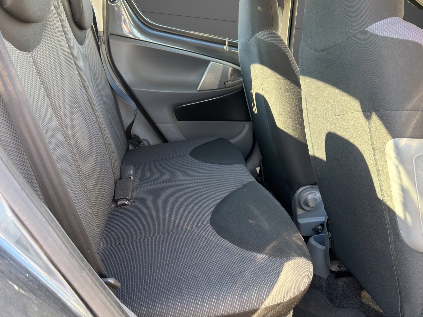 TOYOTA Aygo 1.0 Linea Luna – Frisch ab MFK | 8-fach bereift | Sparsam & zuverlässig!-image-11