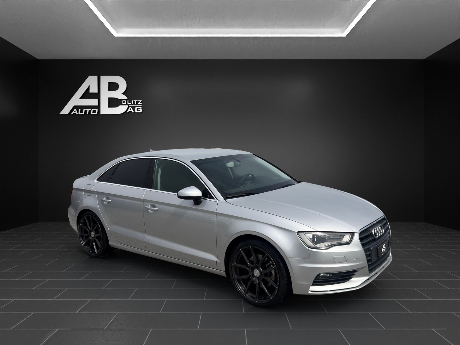 AUDI A3 Limousine 1.8 TFSI Ambition S-tronic mit 180 PS-image-5