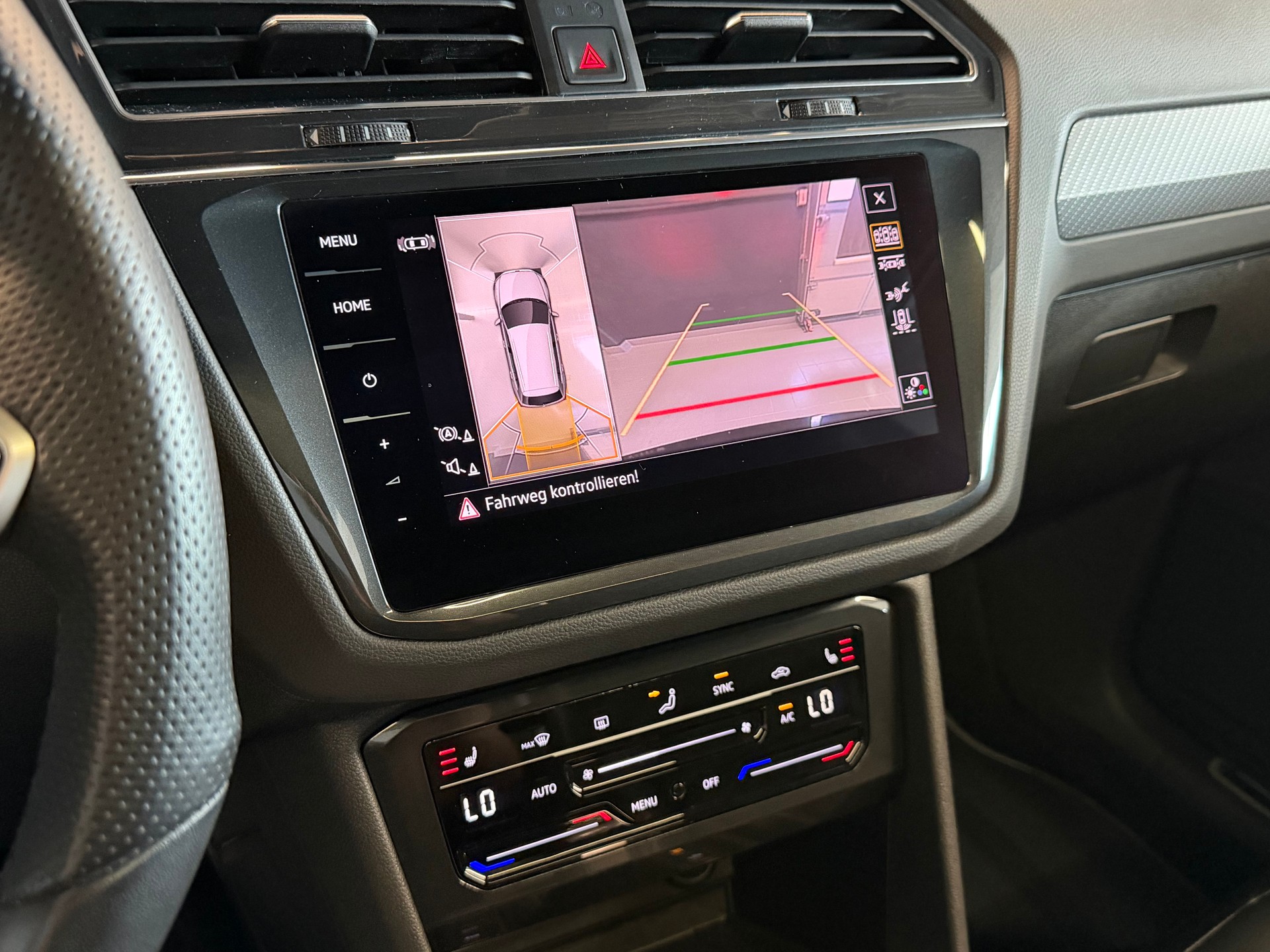 VW Tiguan 2.0 TDI SCR R-Line 4Motion DSG-image-18