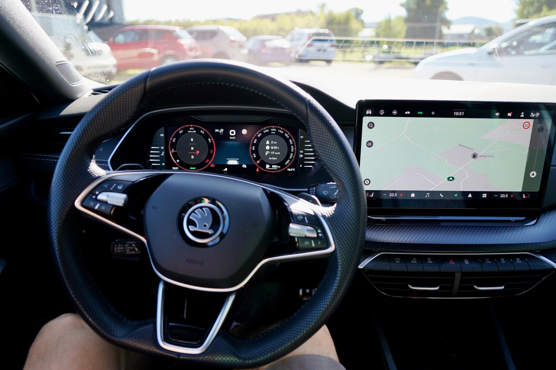 SKODA 1.5 TSI SportLine DSG-image-3