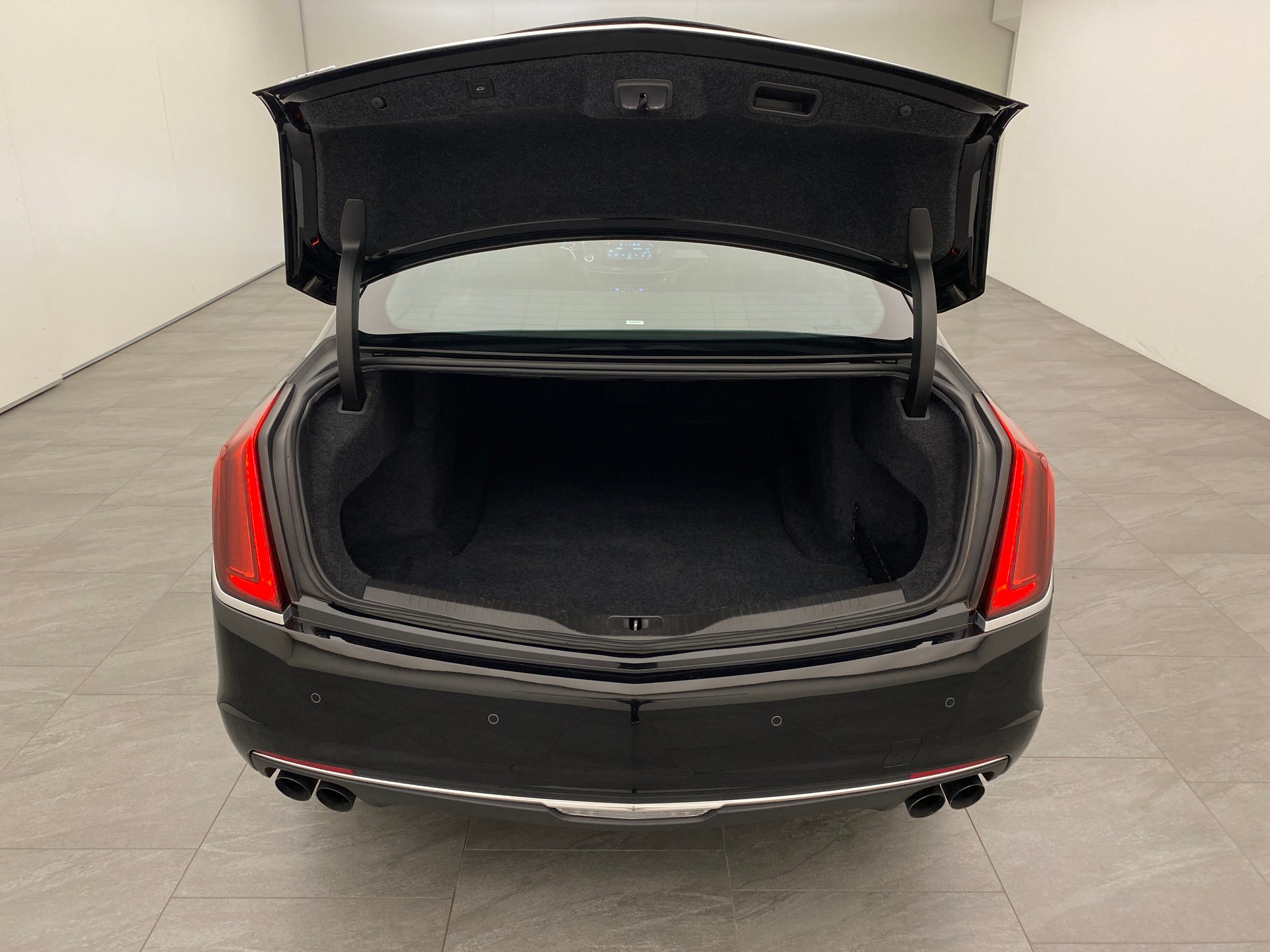 CADILLAC CT6 3.0 TT Luxury AWD-image-15