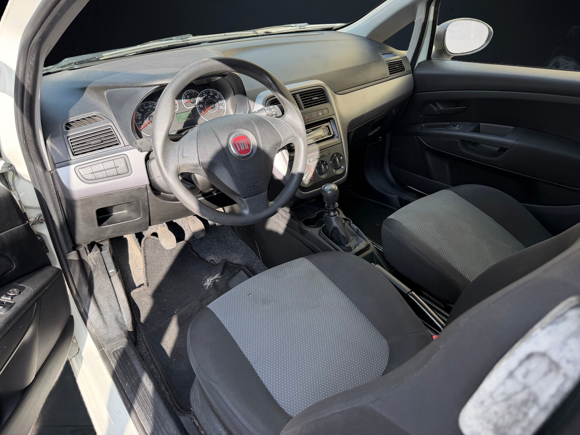 FIAT Punto 1.2 Actual-image-4