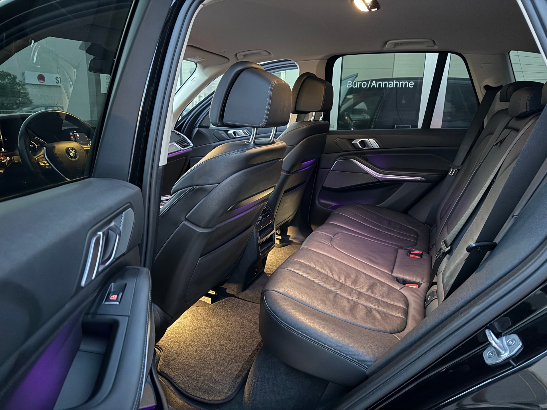 BMW X5 xDrive 30d Steptronic-image-16