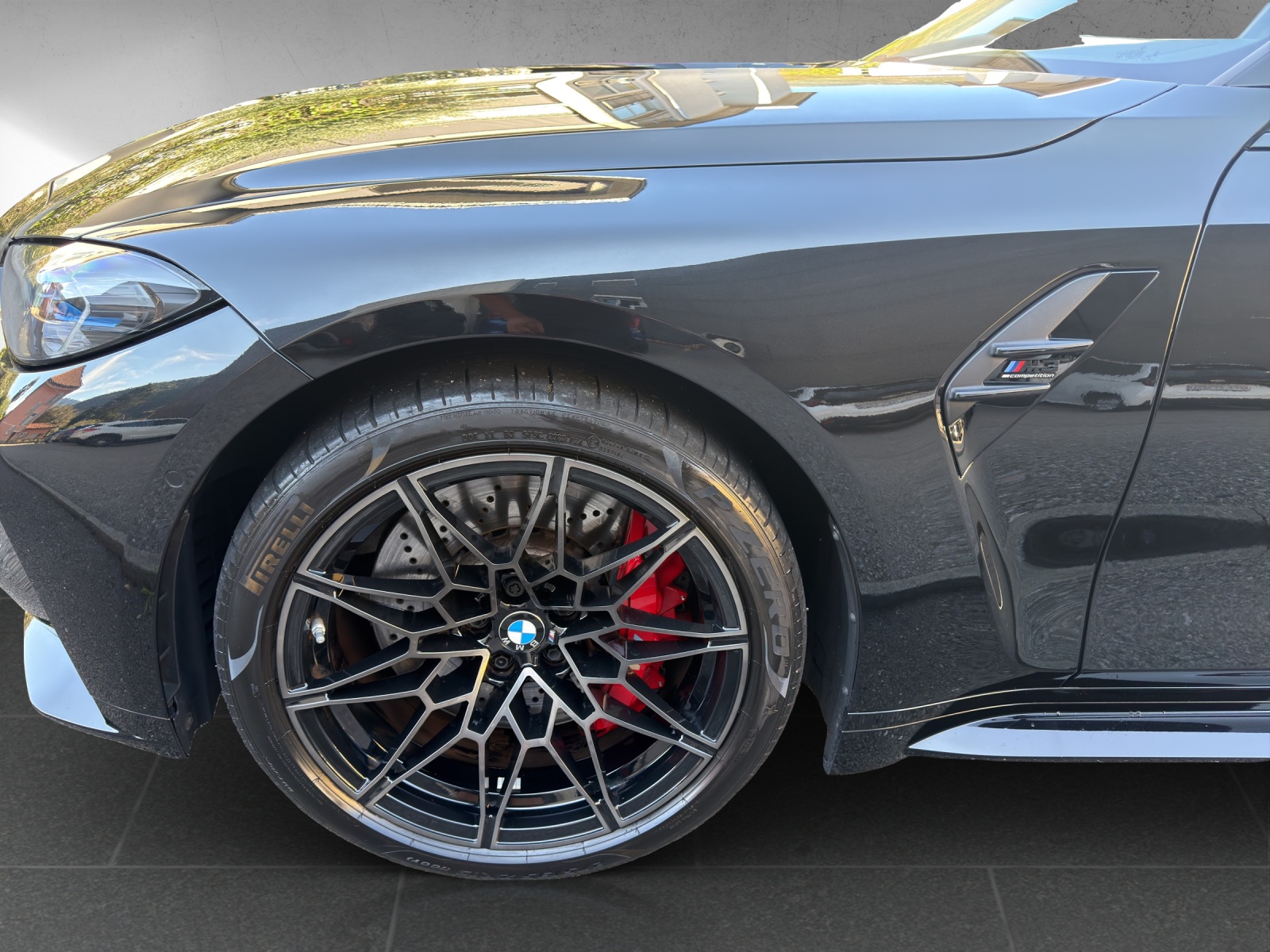 BMW M3 Competition M xDrive-image-11