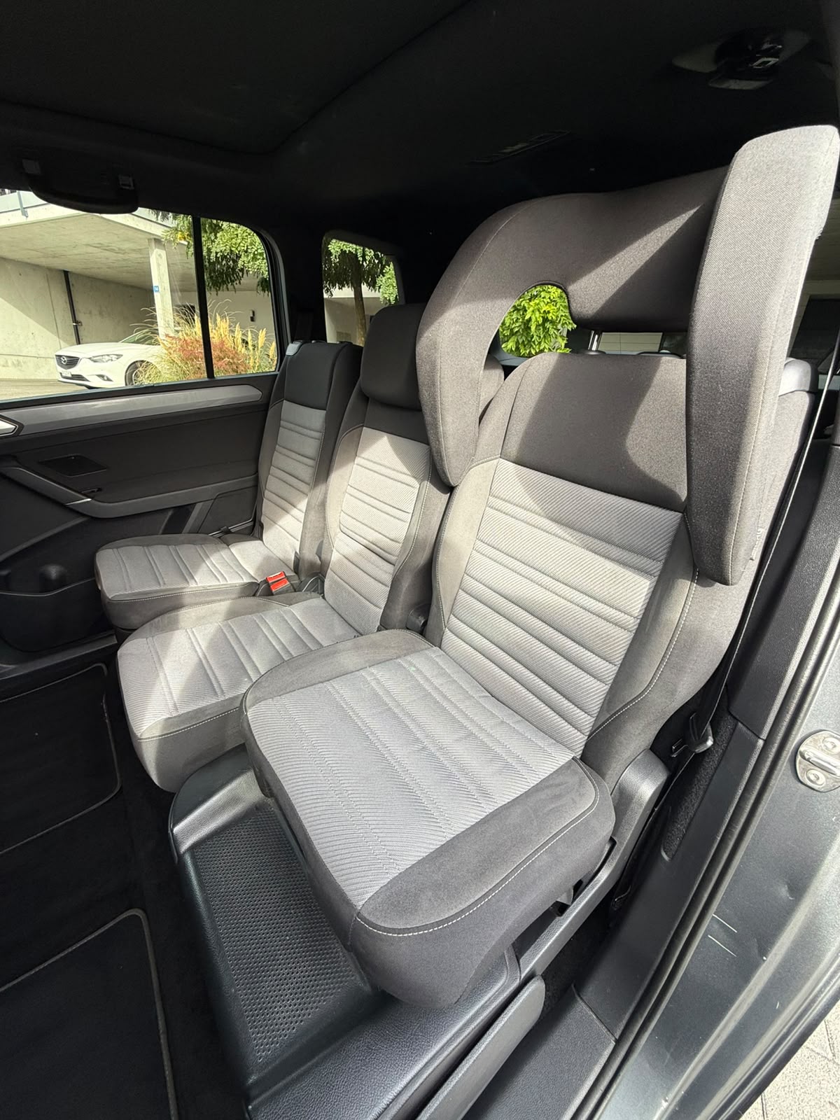 VW 1.5 TSI Highline DSG R-line-image-5