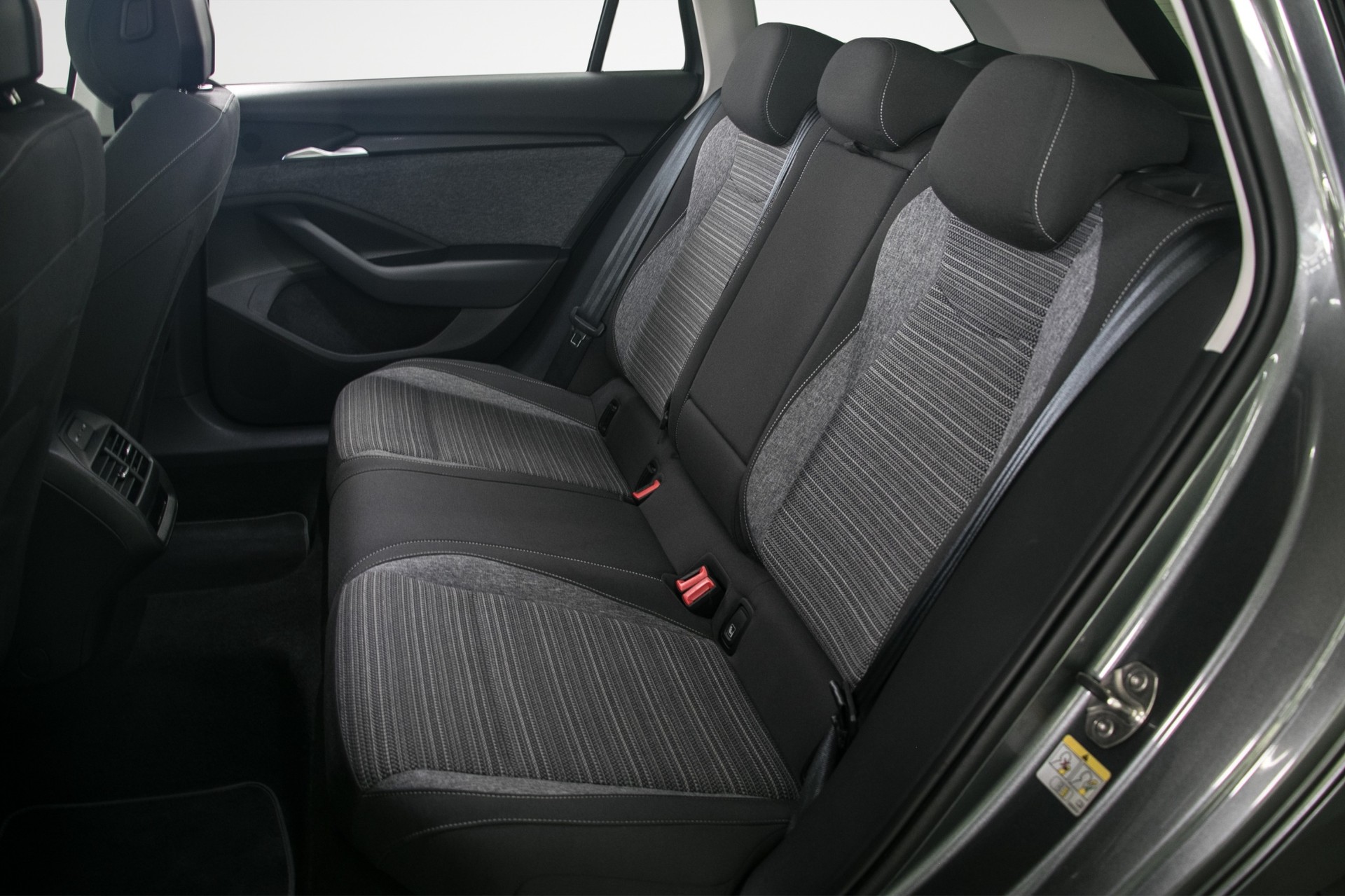 SKODA Superb Combi 2.0 TDi Selection 4x4 DSG-image-14