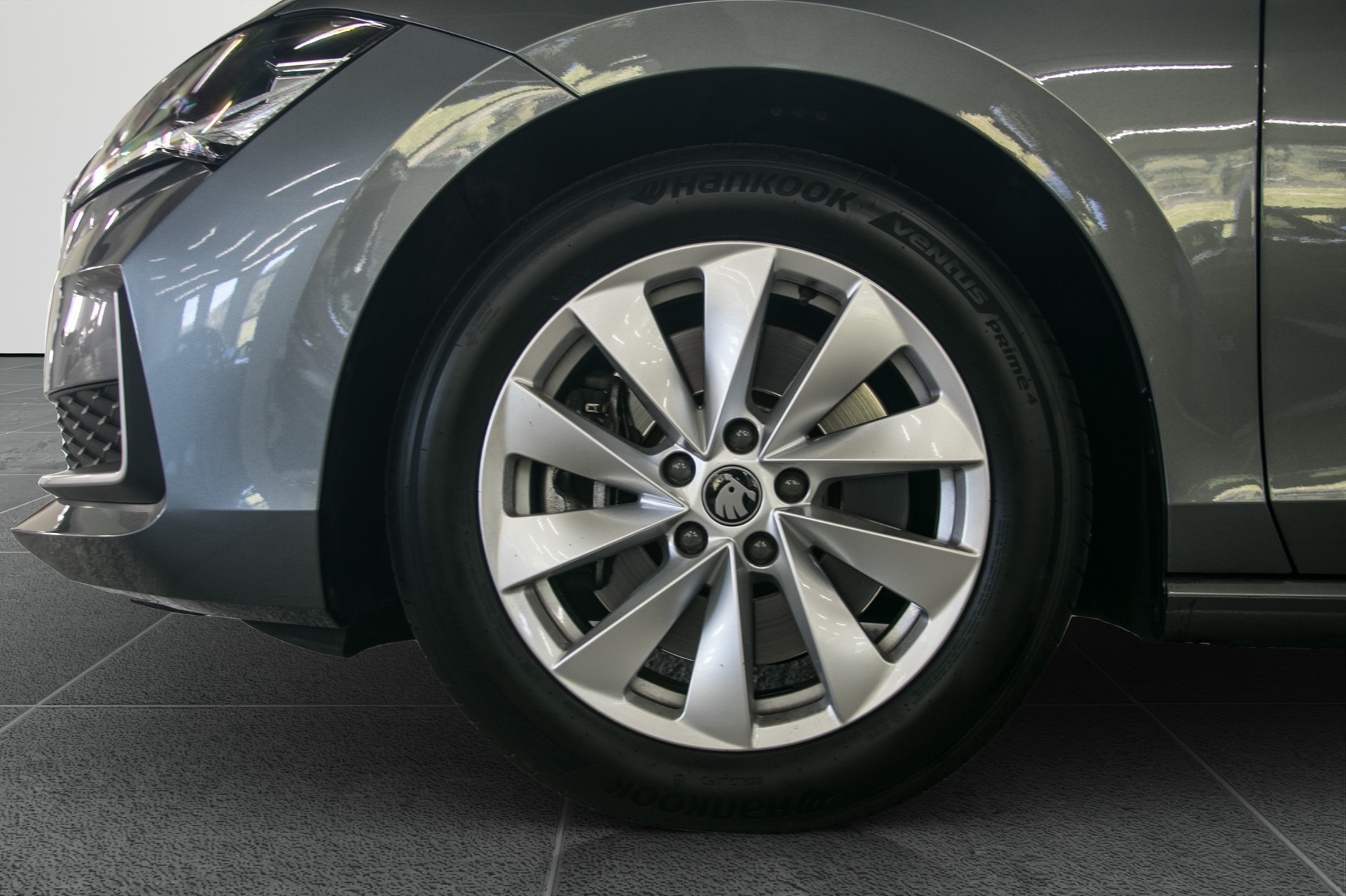 SKODA Superb Combi 2.0 TDi Selection 4x4 DSG-image-18
