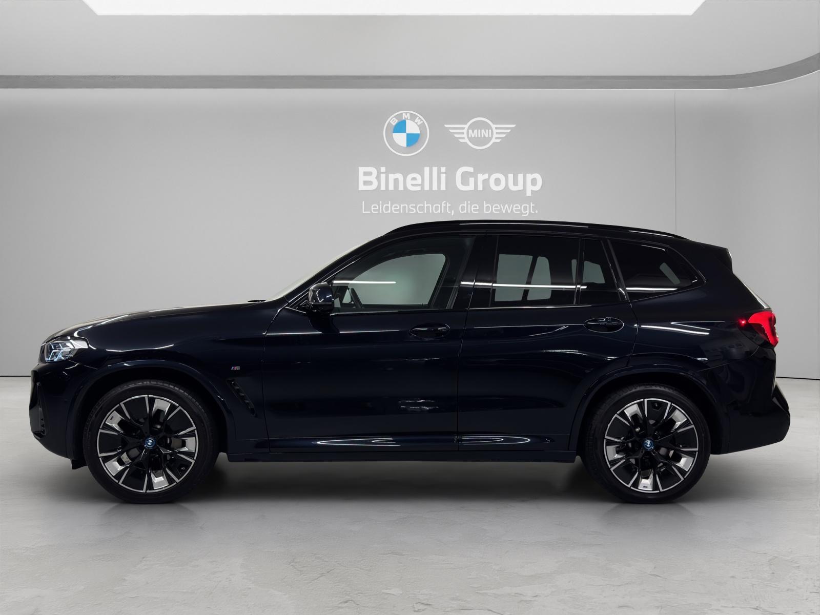 BMW iX3 G08 E-Motor-showroom-element-1