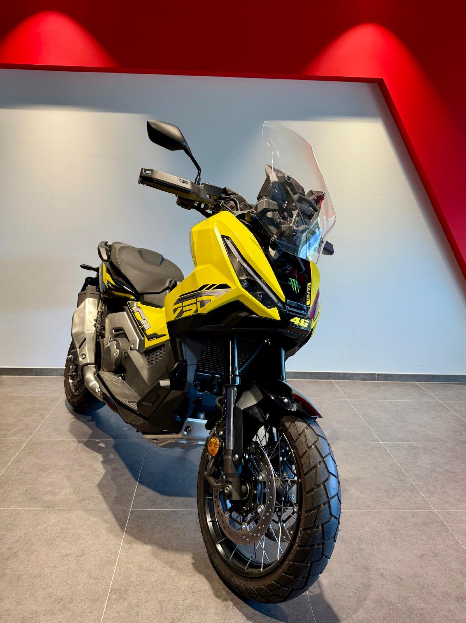 HONDA X-ADV 750