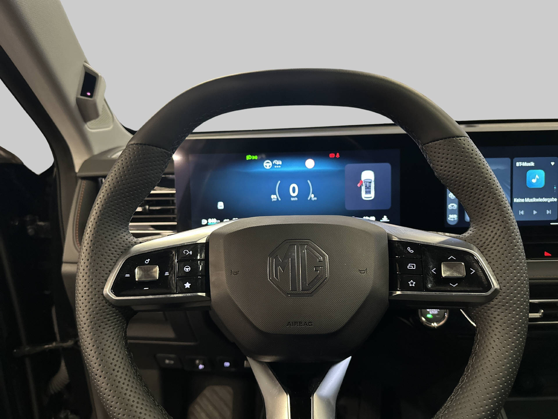 MG HS 1.5 Hybrid Luxury-image-6