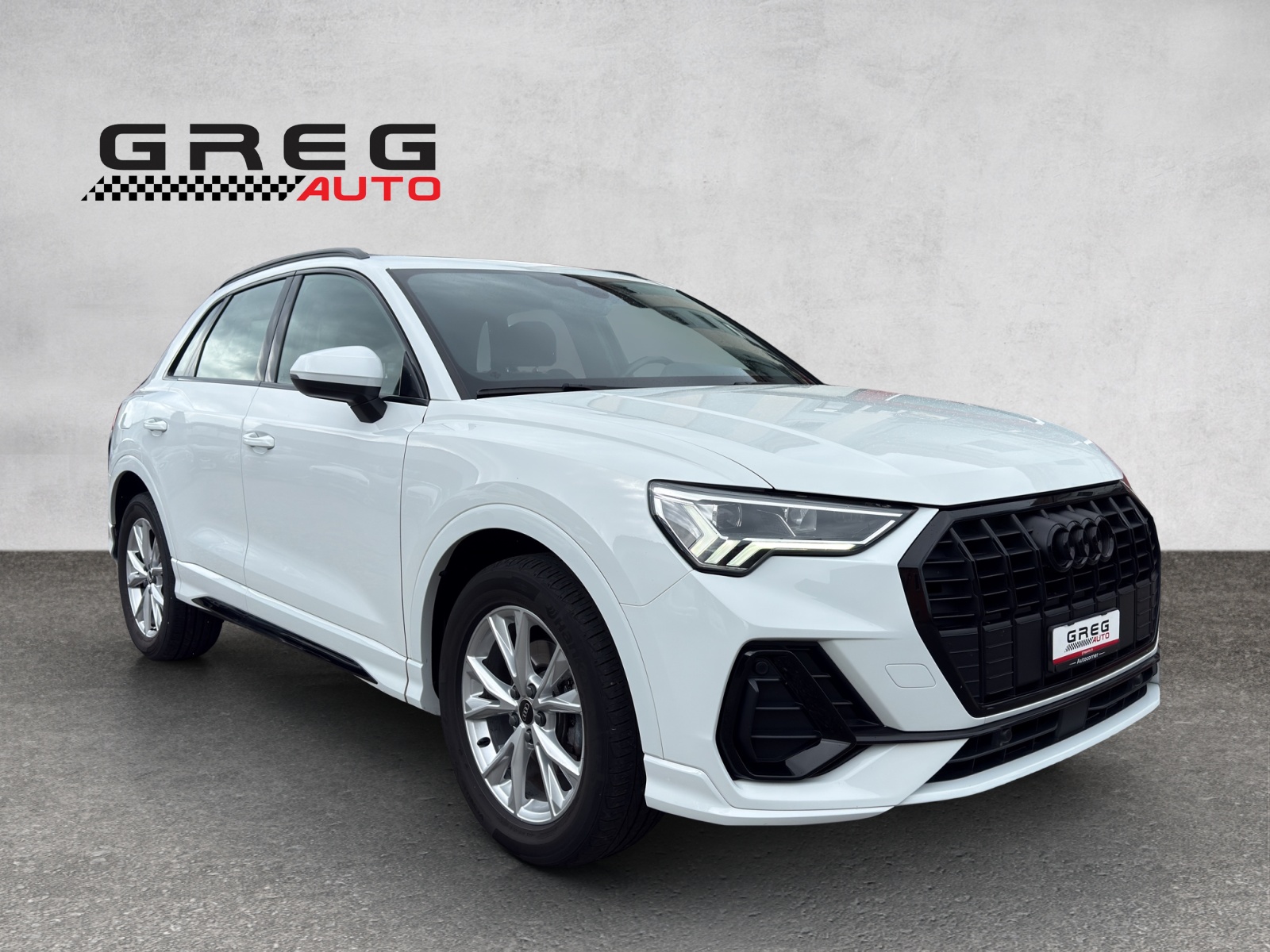 AUDI Q3 35 TFSI S line S-tronic-image-0