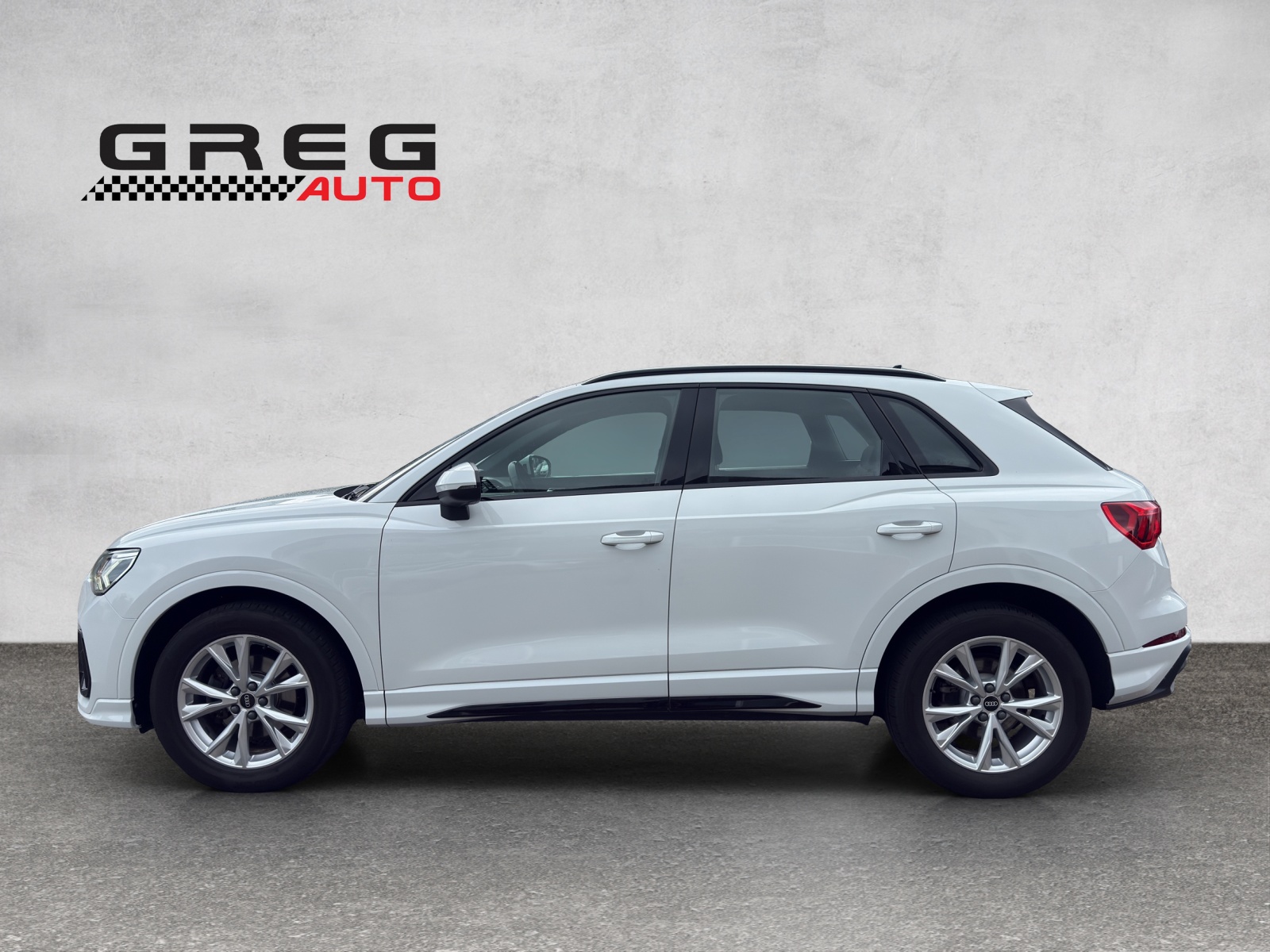 AUDI Q3 35 TFSI S line S-tronic-image-5