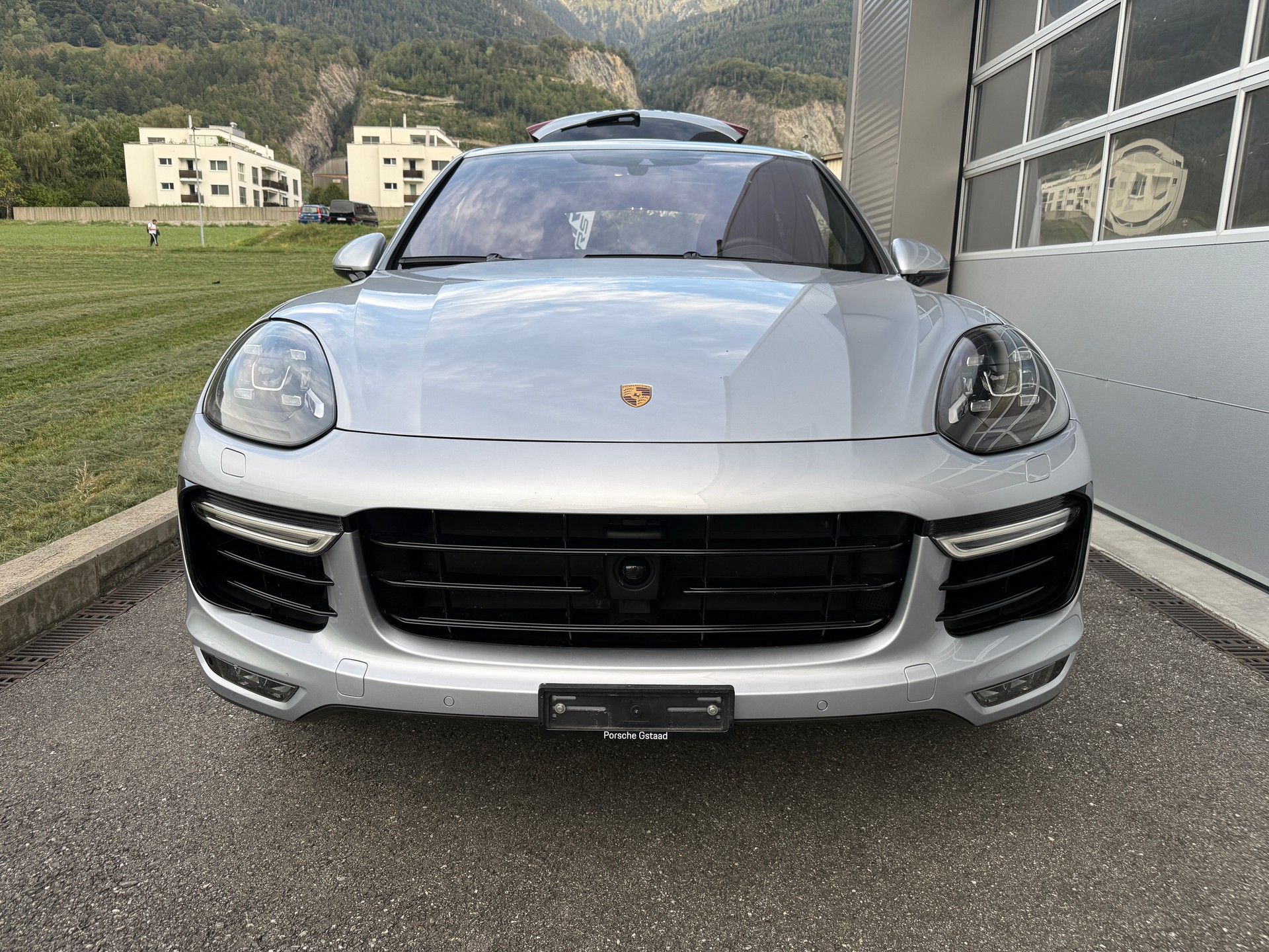 PORSCHE Cayenne Turbo S-image-4