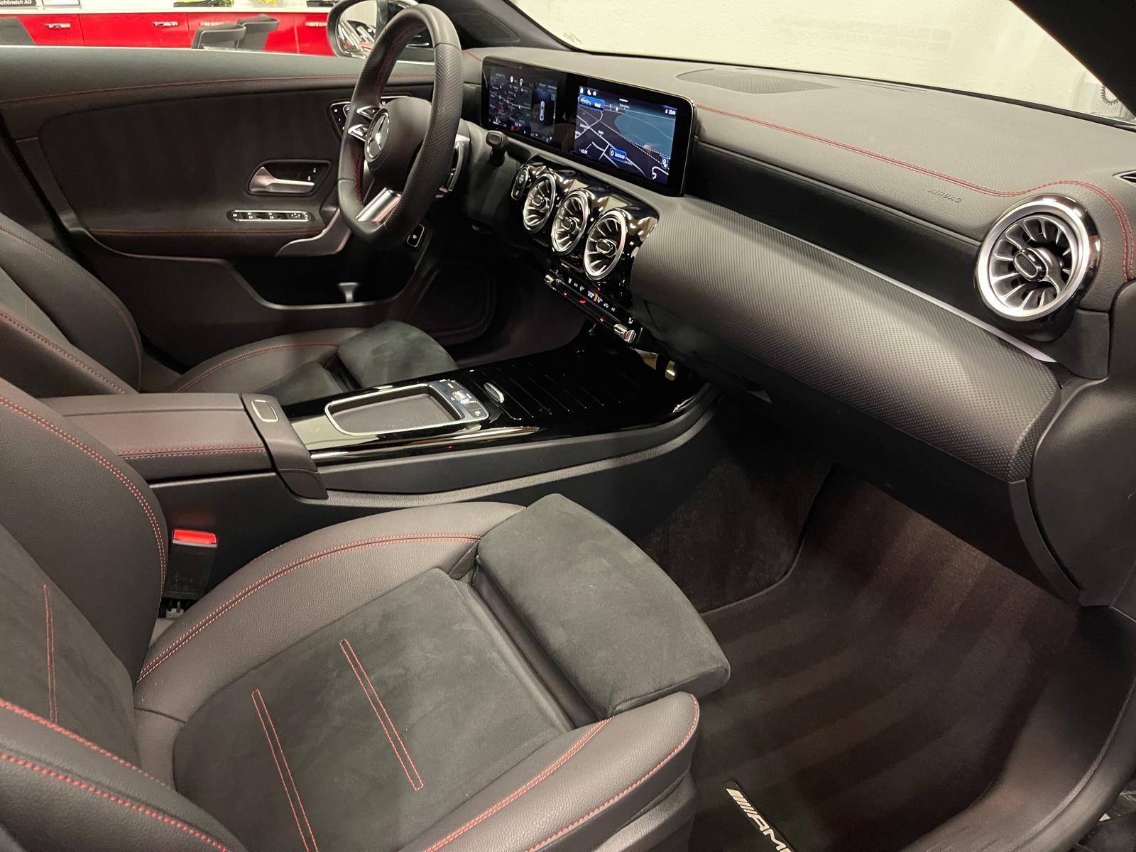 MERCEDES-BENZ CLA-Klasse C118 CLA 200 AMG Line-image-10