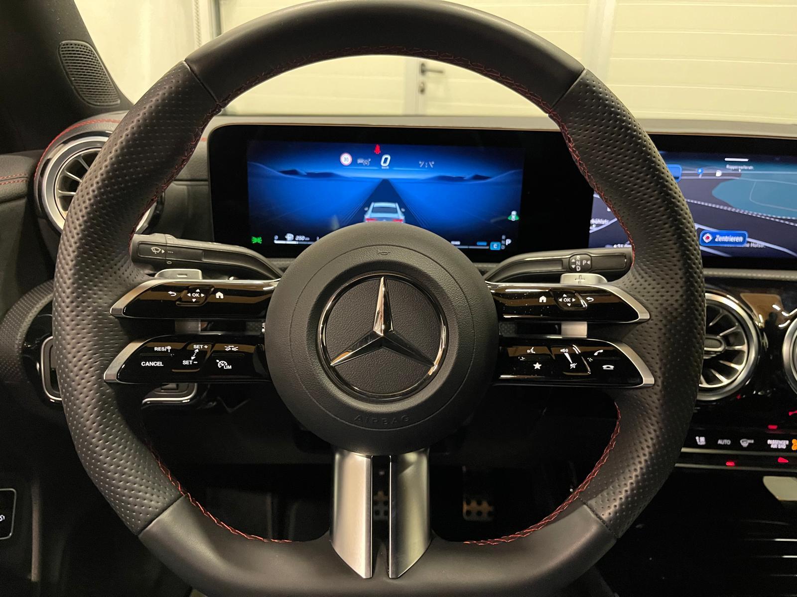 MERCEDES-BENZ CLA-Klasse C118 CLA 200 AMG Line-image-19