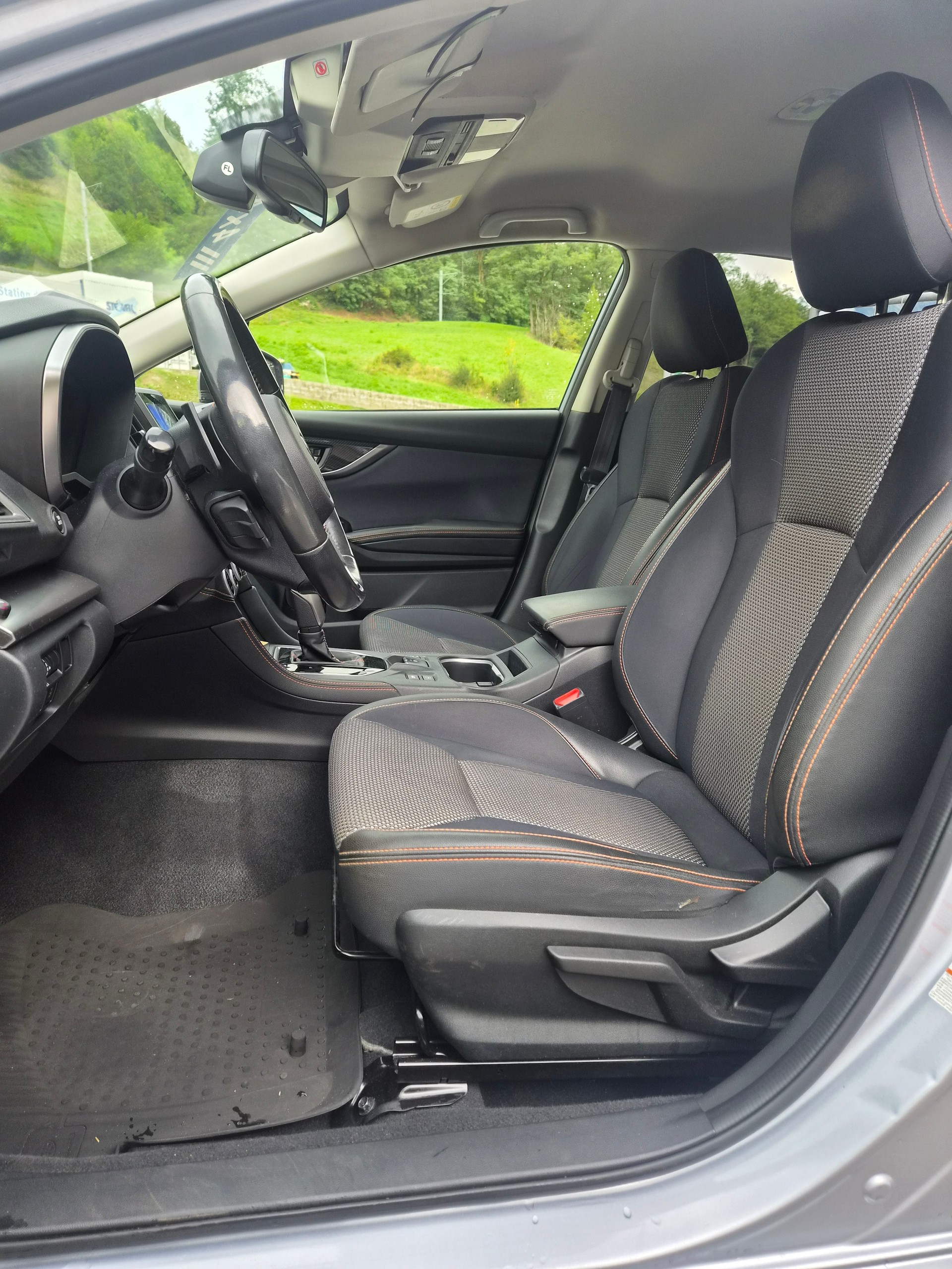 SUBARU XV 2.0 Swiss Plus AWD Lineartronic-image-6