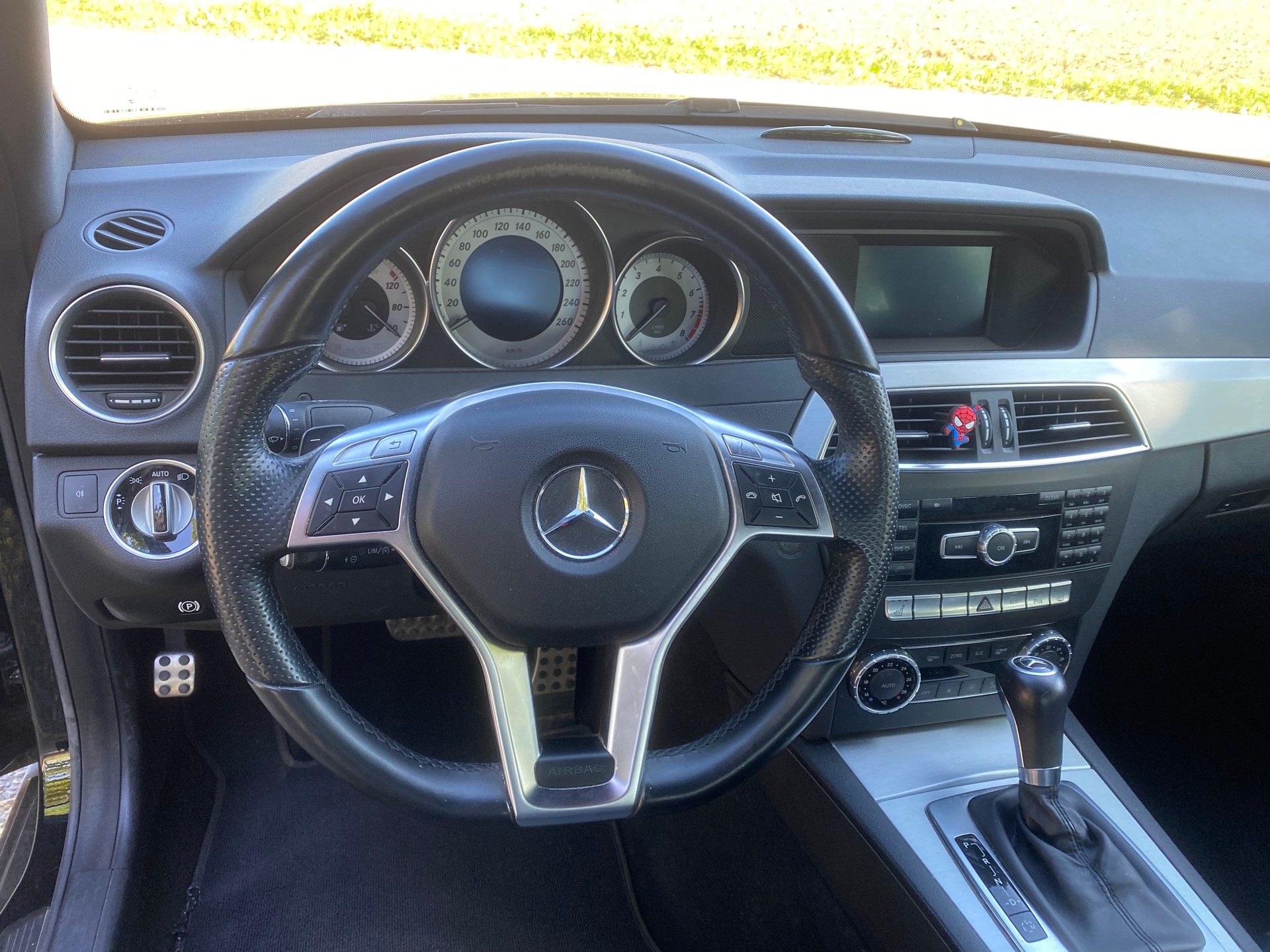 MERCEDES-BENZ C 180-image-3