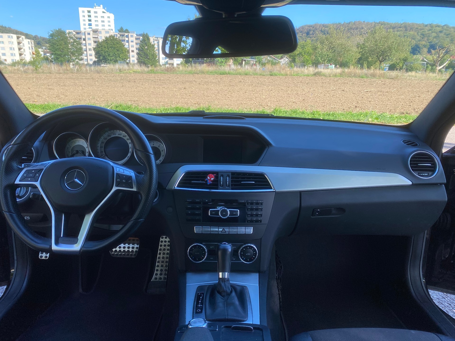 MERCEDES-BENZ C 180-image-5