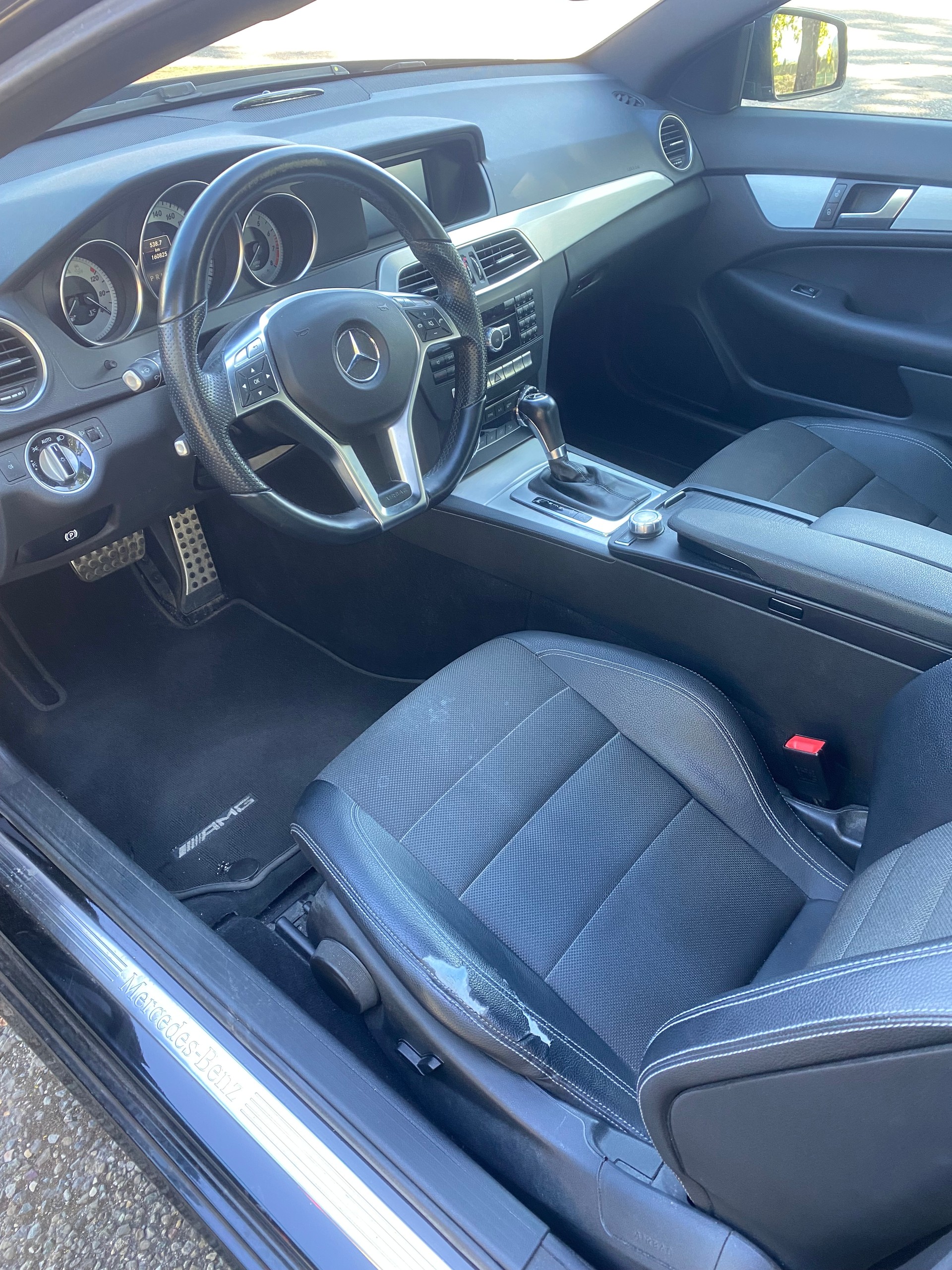 MERCEDES-BENZ C 180-image-2