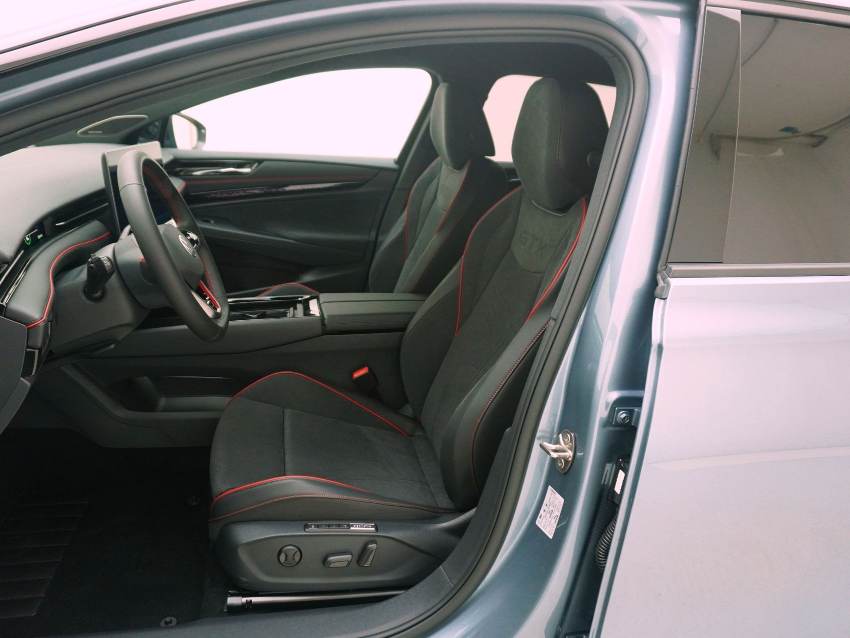 VW ID.7 Tourer 86 kWh GTX 4MOTION-image-7