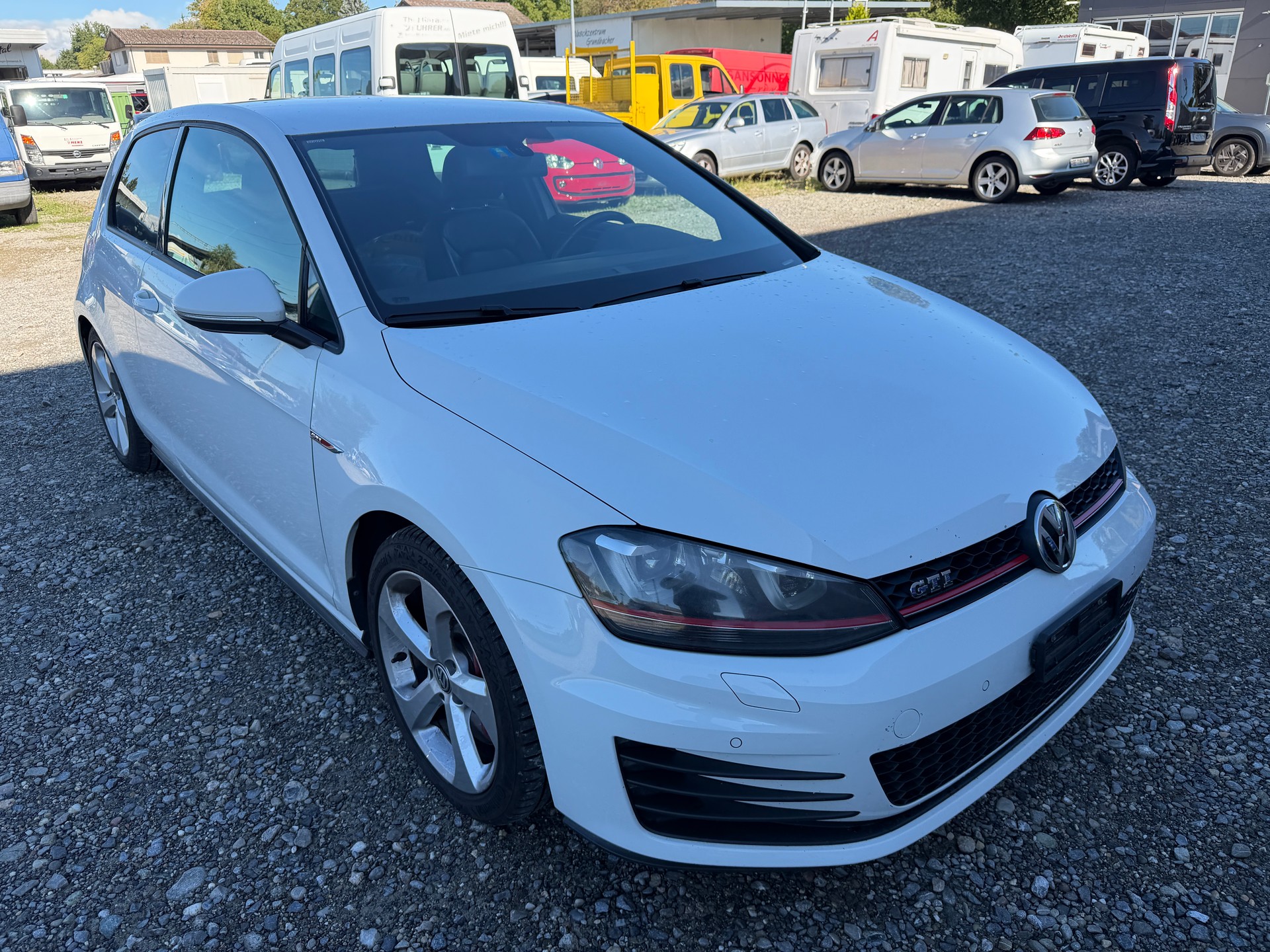 VW Golf 2.0 TSI GTI Performance DSG-image-1