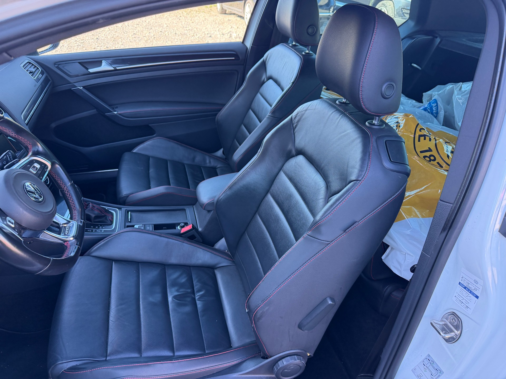 VW Golf 2.0 TSI GTI Performance DSG-image-5