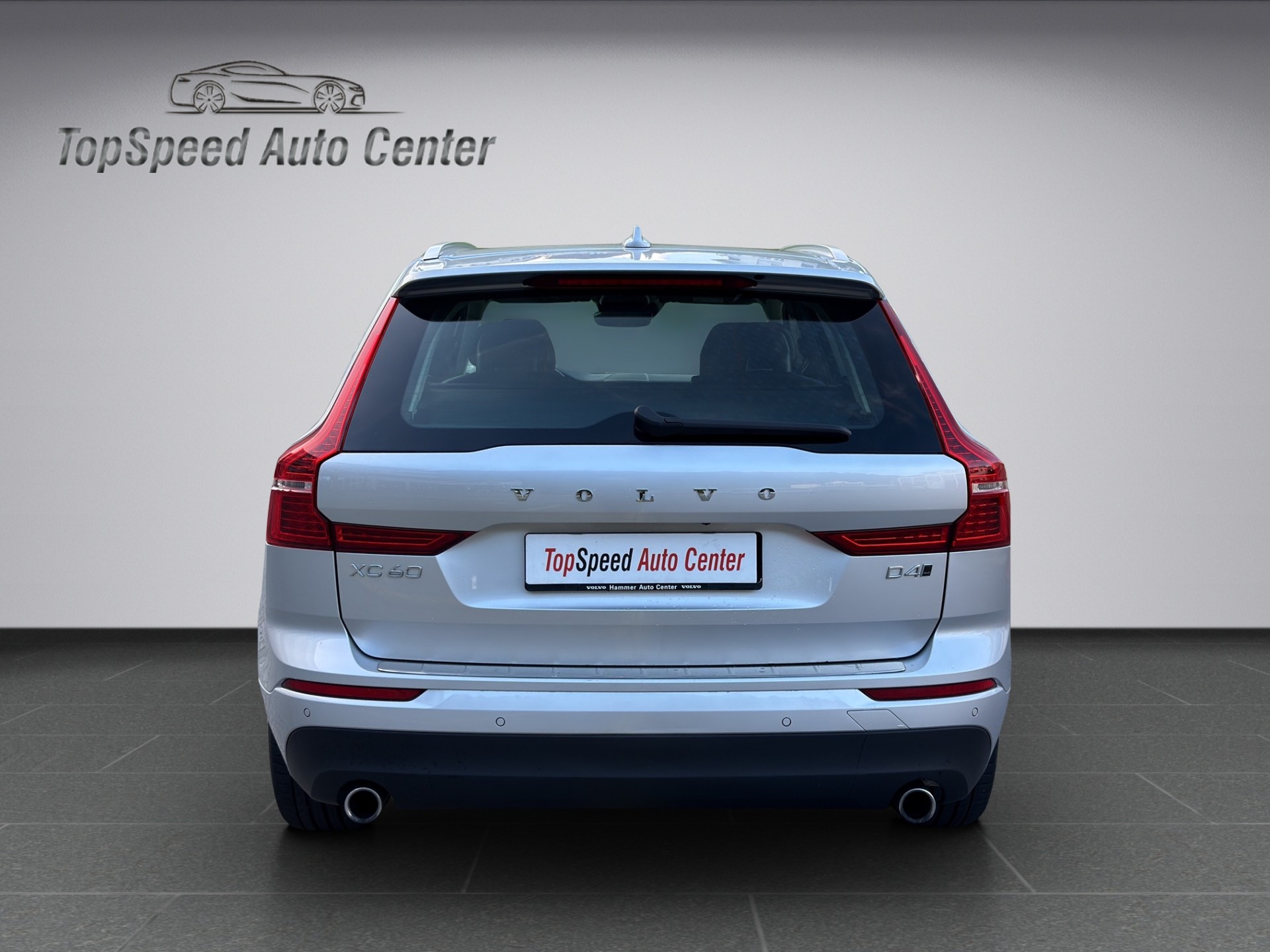 VOLVO XC60 D4 AWD Momentum Geartronic-image-4