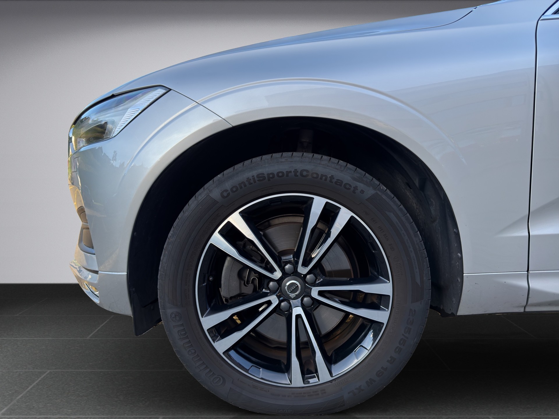 VOLVO XC60 D4 AWD Momentum Geartronic-image-15