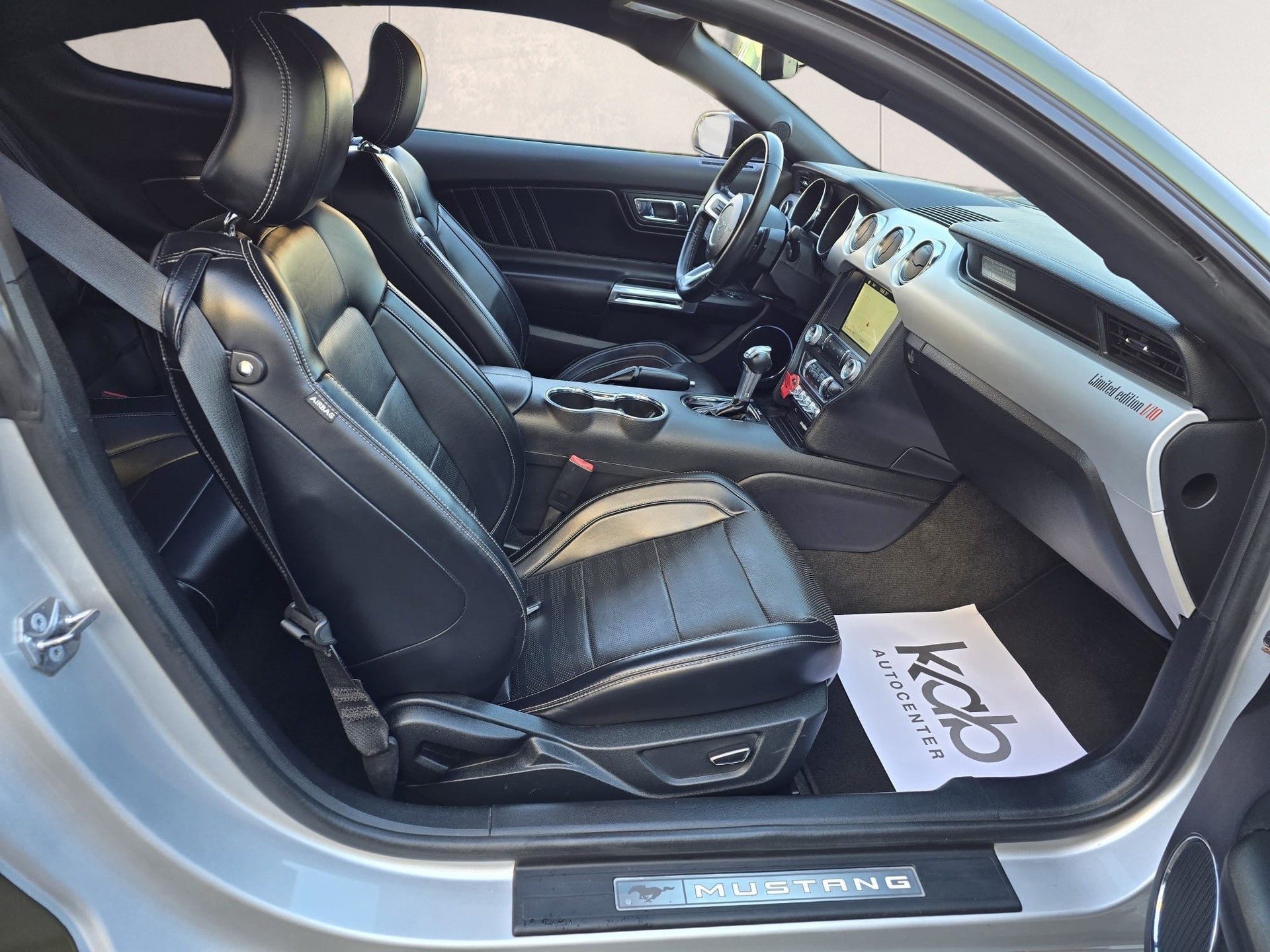 FORD Mustang GT 5.0 V8-image-16