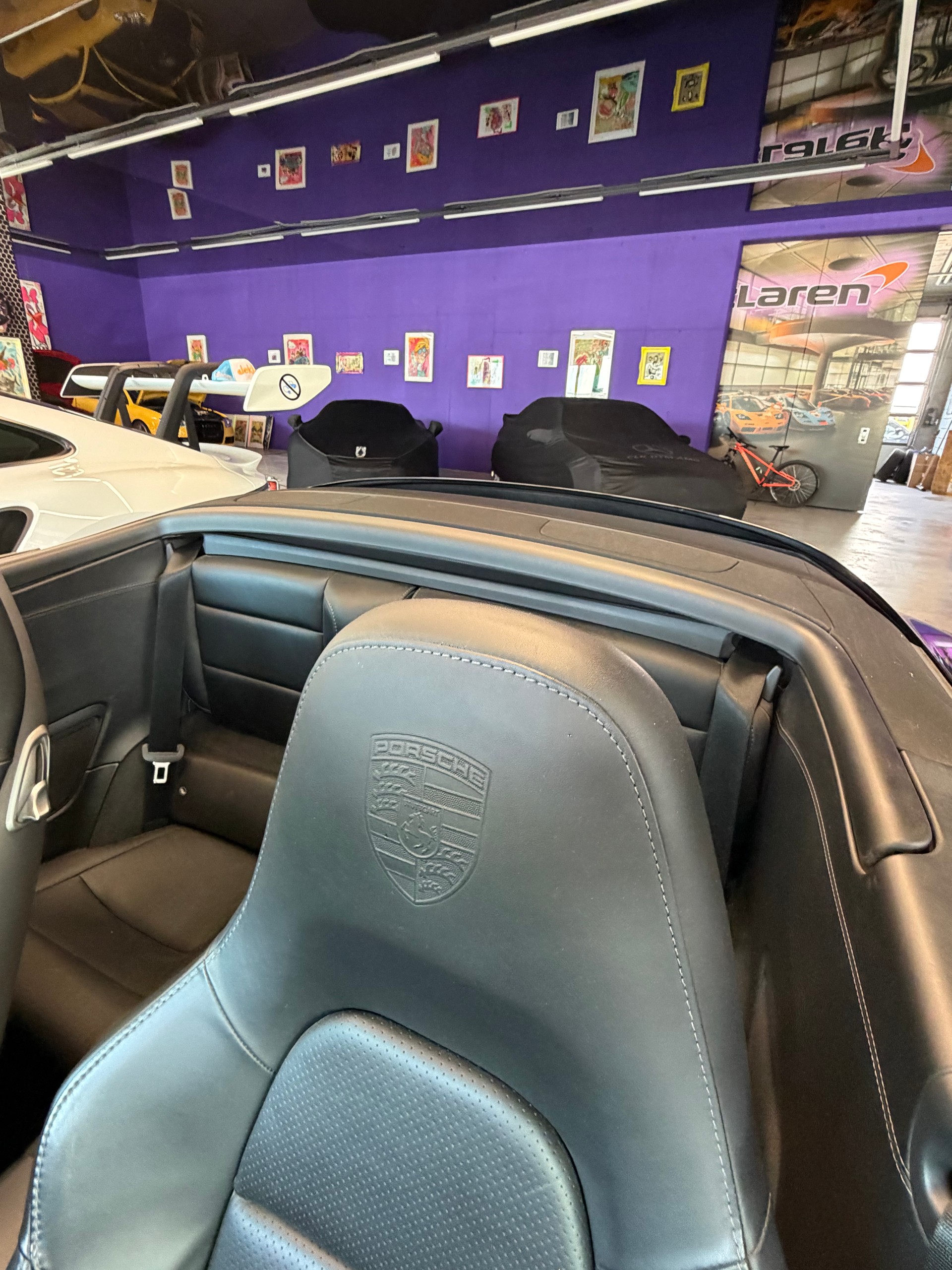 PORSCHE 911 Cabrio Carrera 4S-image-11