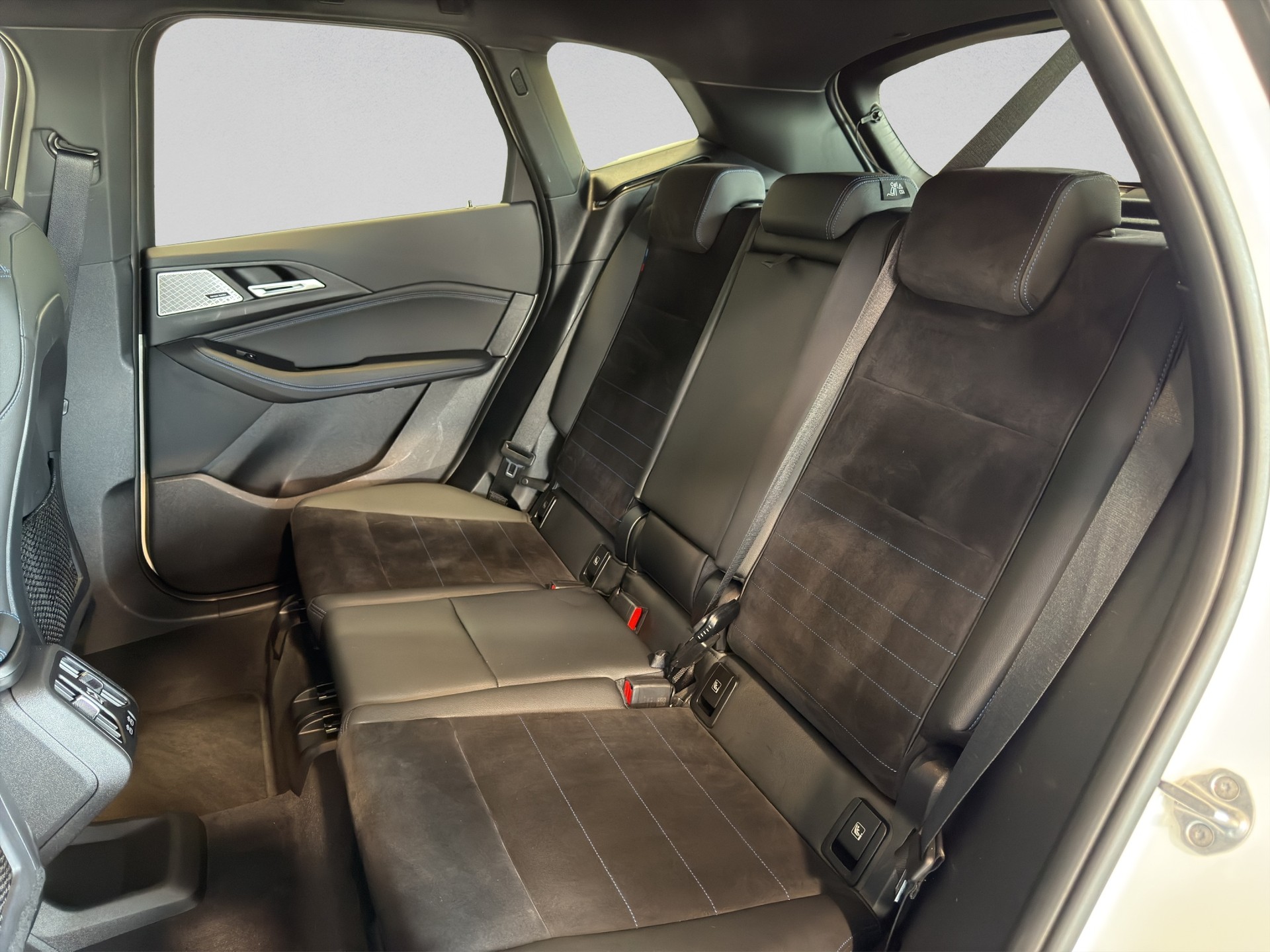 BMW 223d Active Tourer xDrive M Sport DKG-image-12