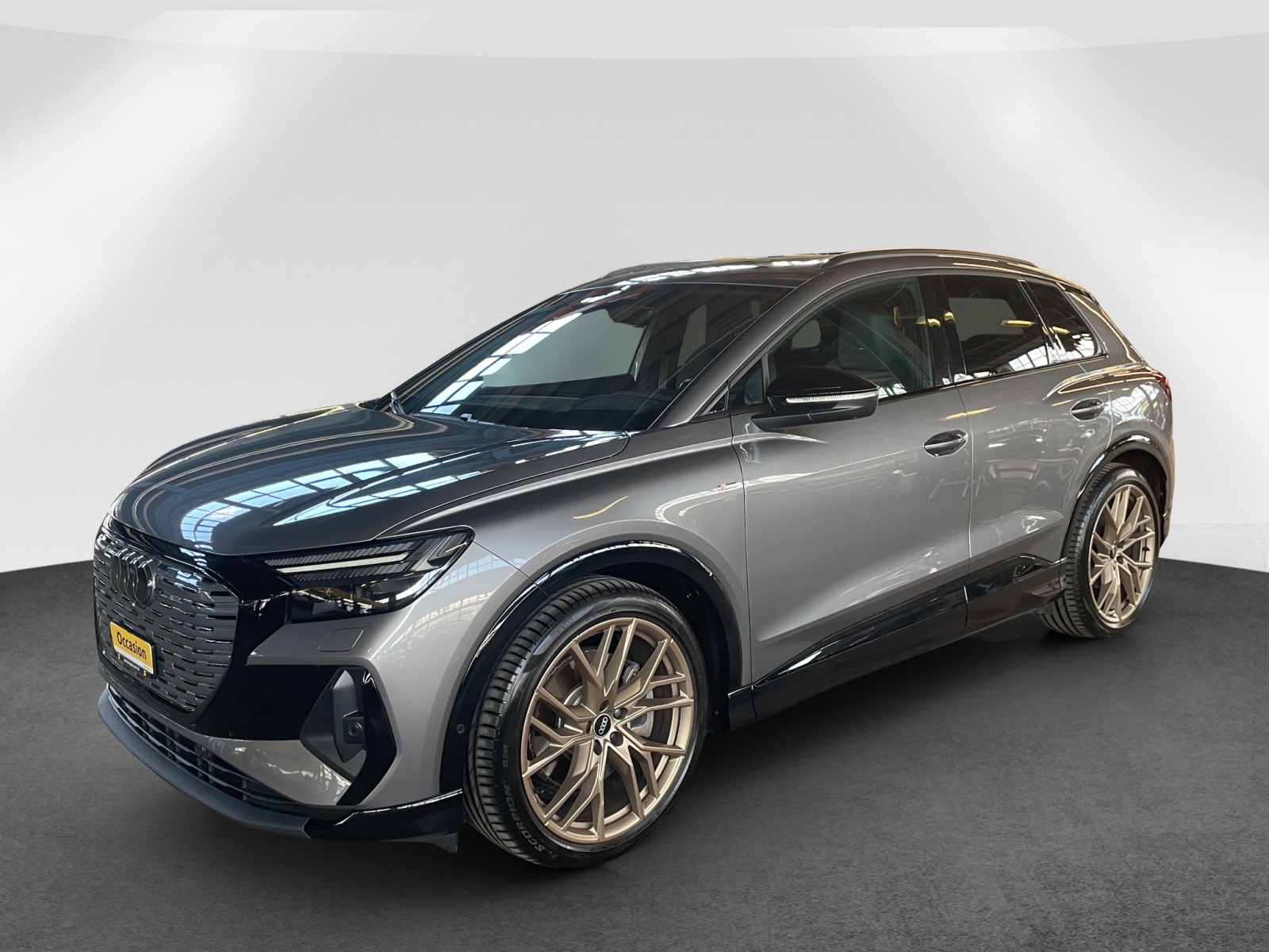 AUDI Q4 e-tron 45 quattro-image-2
