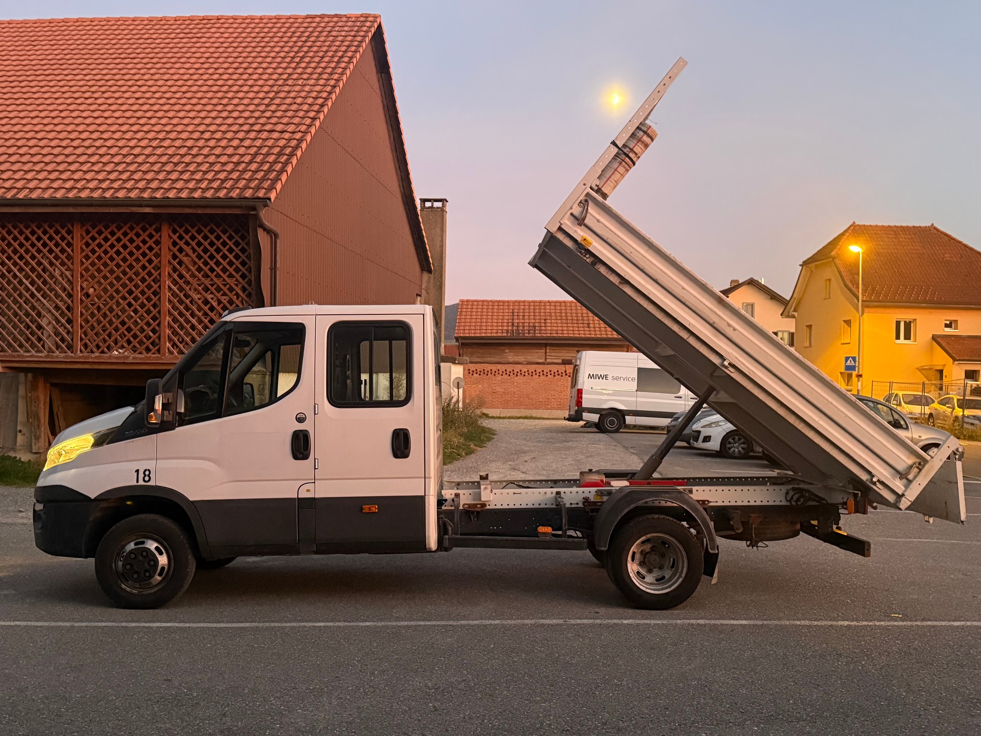 IVECO 35 C 14 D-image-7