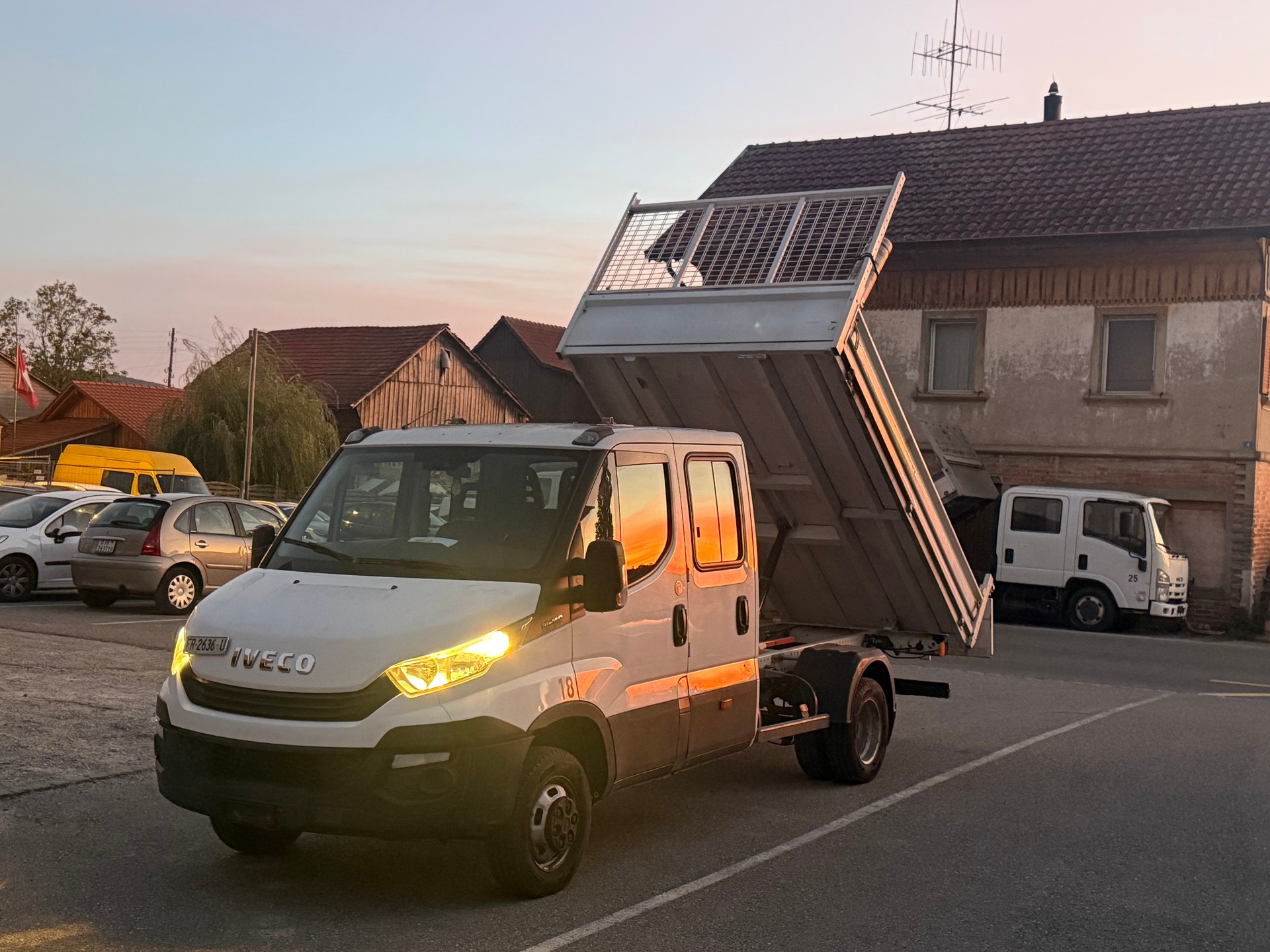 IVECO 35 C 14 D-image-8