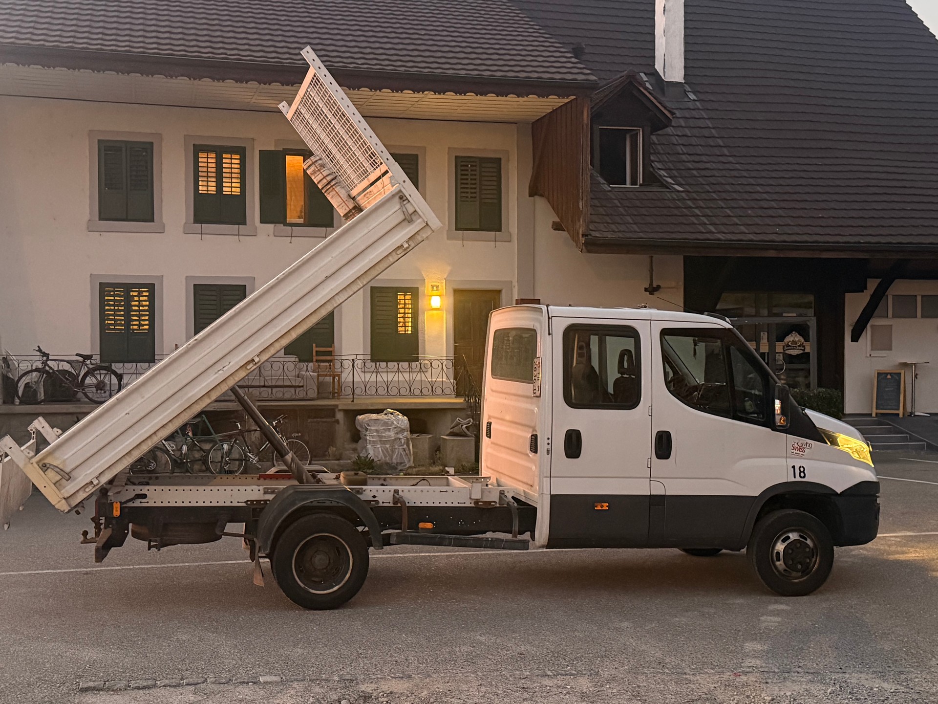 IVECO 35 C 14 D-image-6