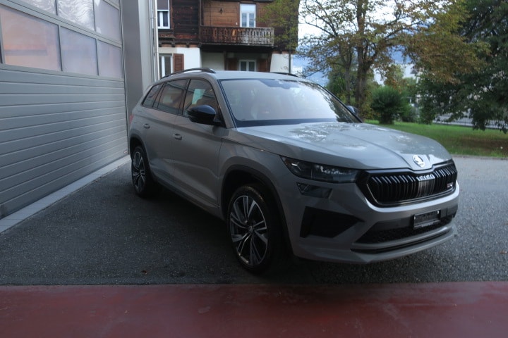 SKODA Kodiaq 2.0 TSI 4x4 RS-image-2