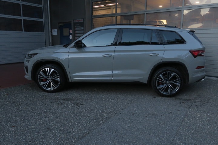 SKODA Kodiaq 2.0 TSI 4x4 RS-image-3
