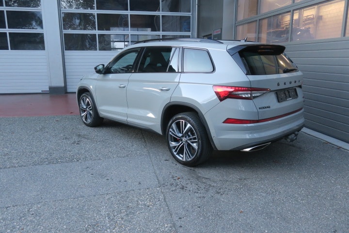 SKODA Kodiaq 2.0 TSI 4x4 RS-image-4