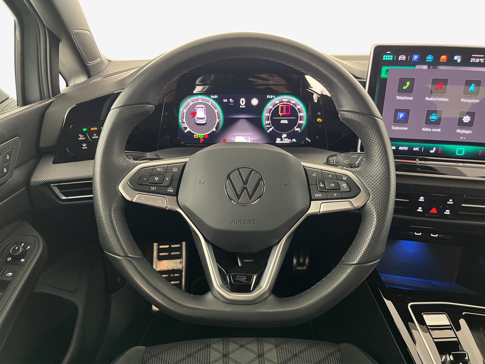 VW Golf 2.0 TSI R-Line DSG 4 Motion-image-9